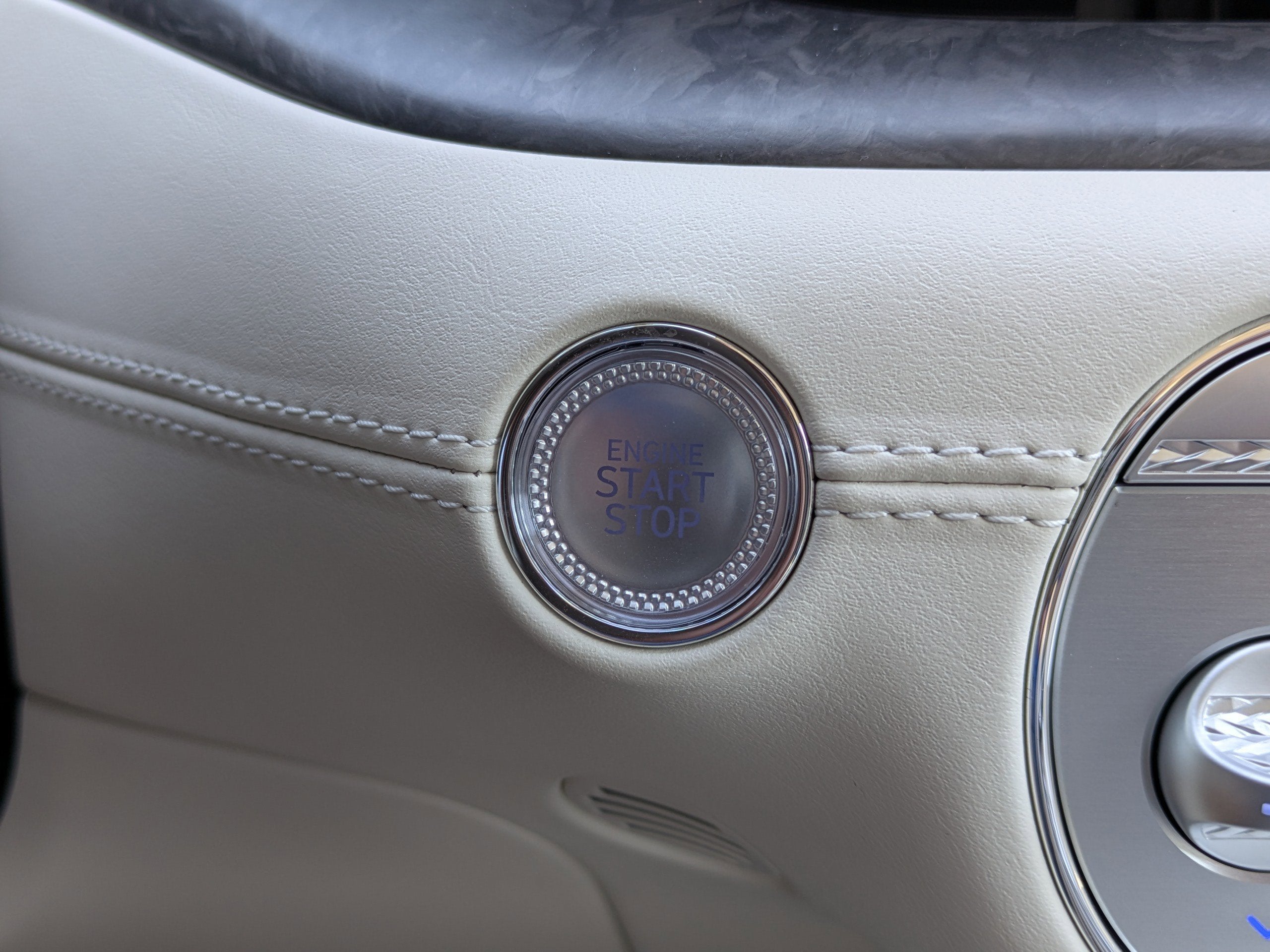 2026 Genesis G90 3.5T E-SC MHEV