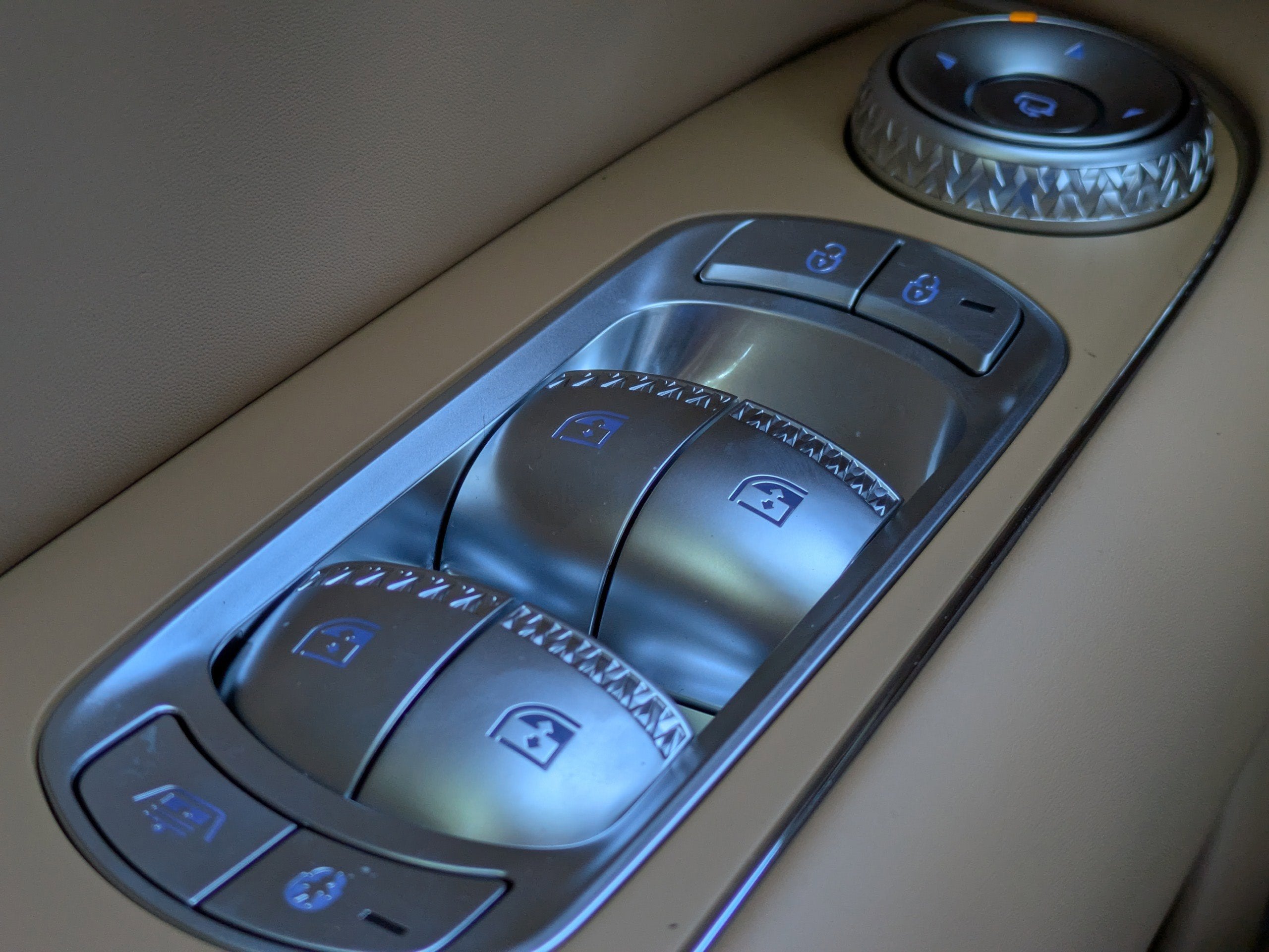 2026 Genesis G90 3.5T e-SC