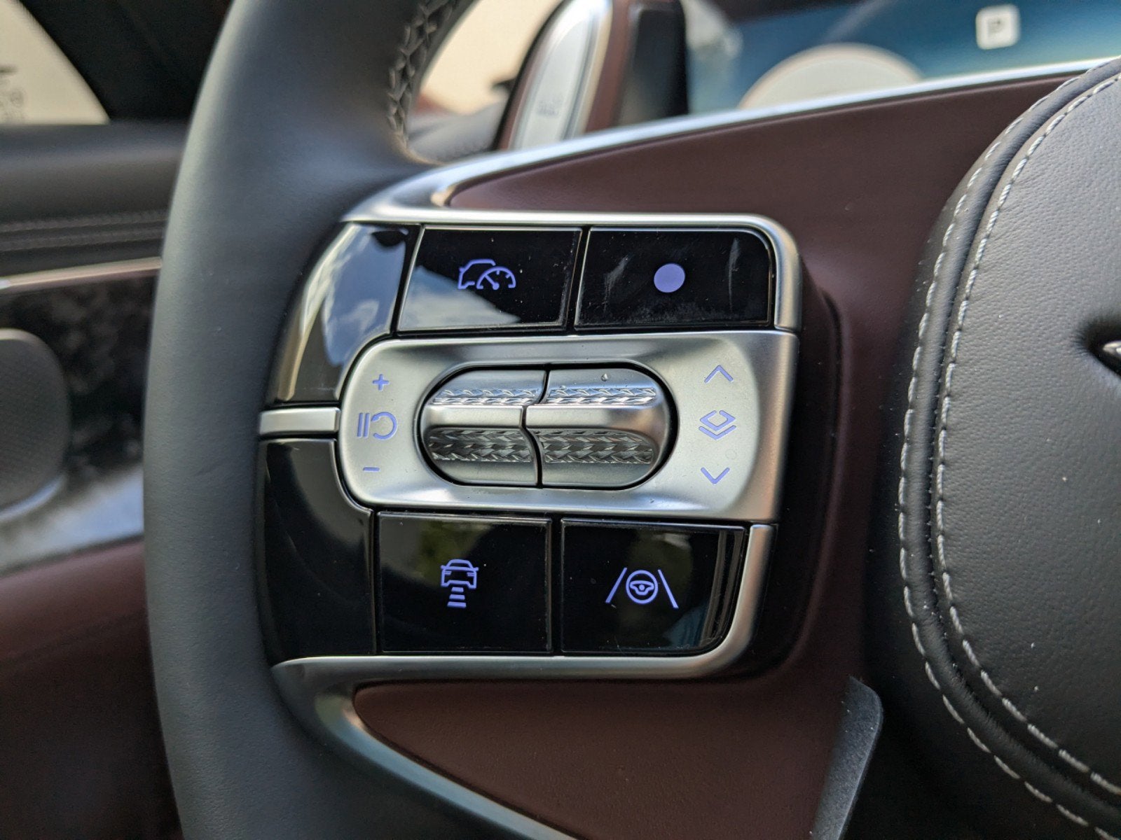 2025 Genesis G90 3.5T E-SC MHEV