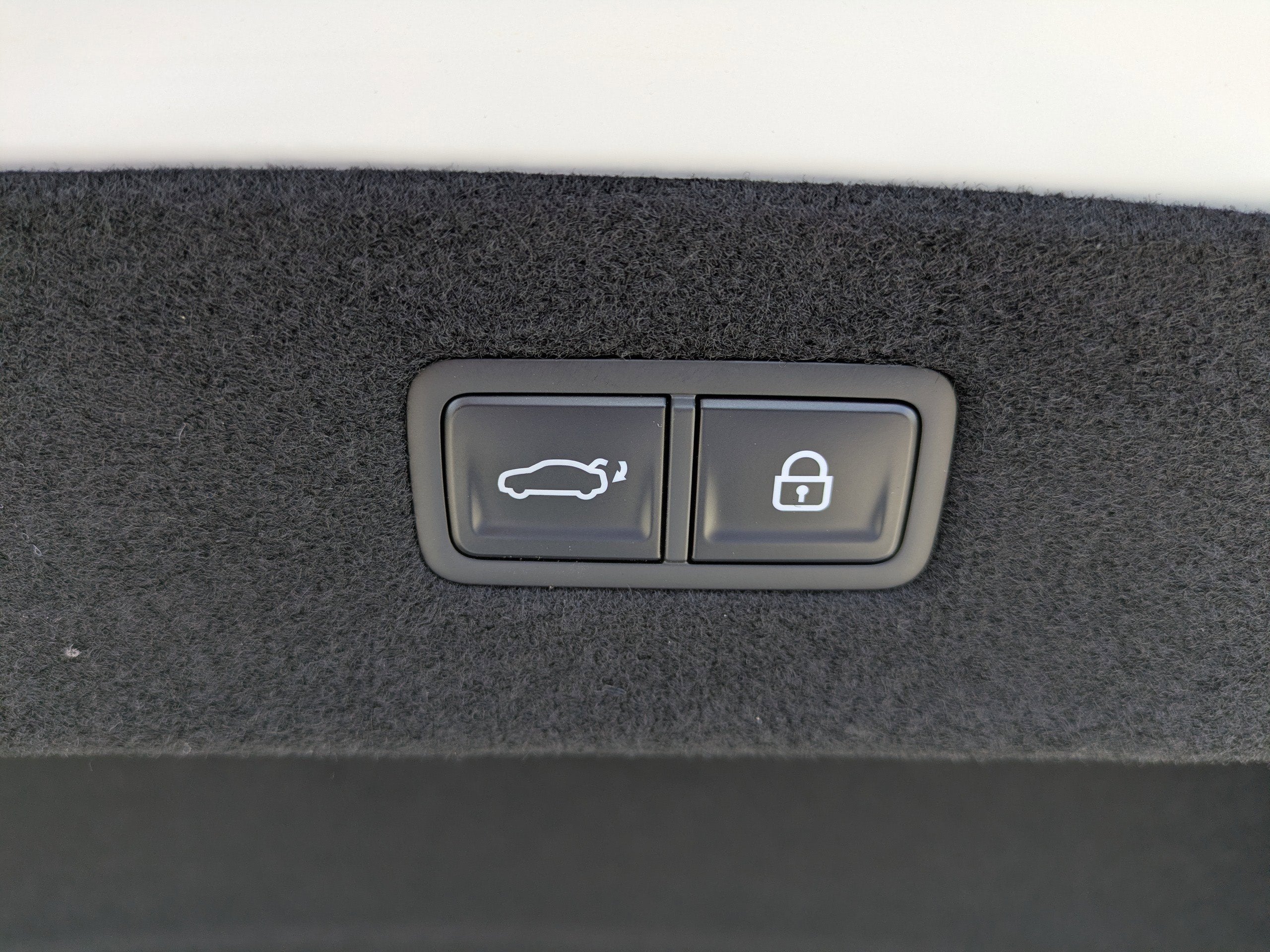 2026 Genesis G90 3.5T E-SC MHEV