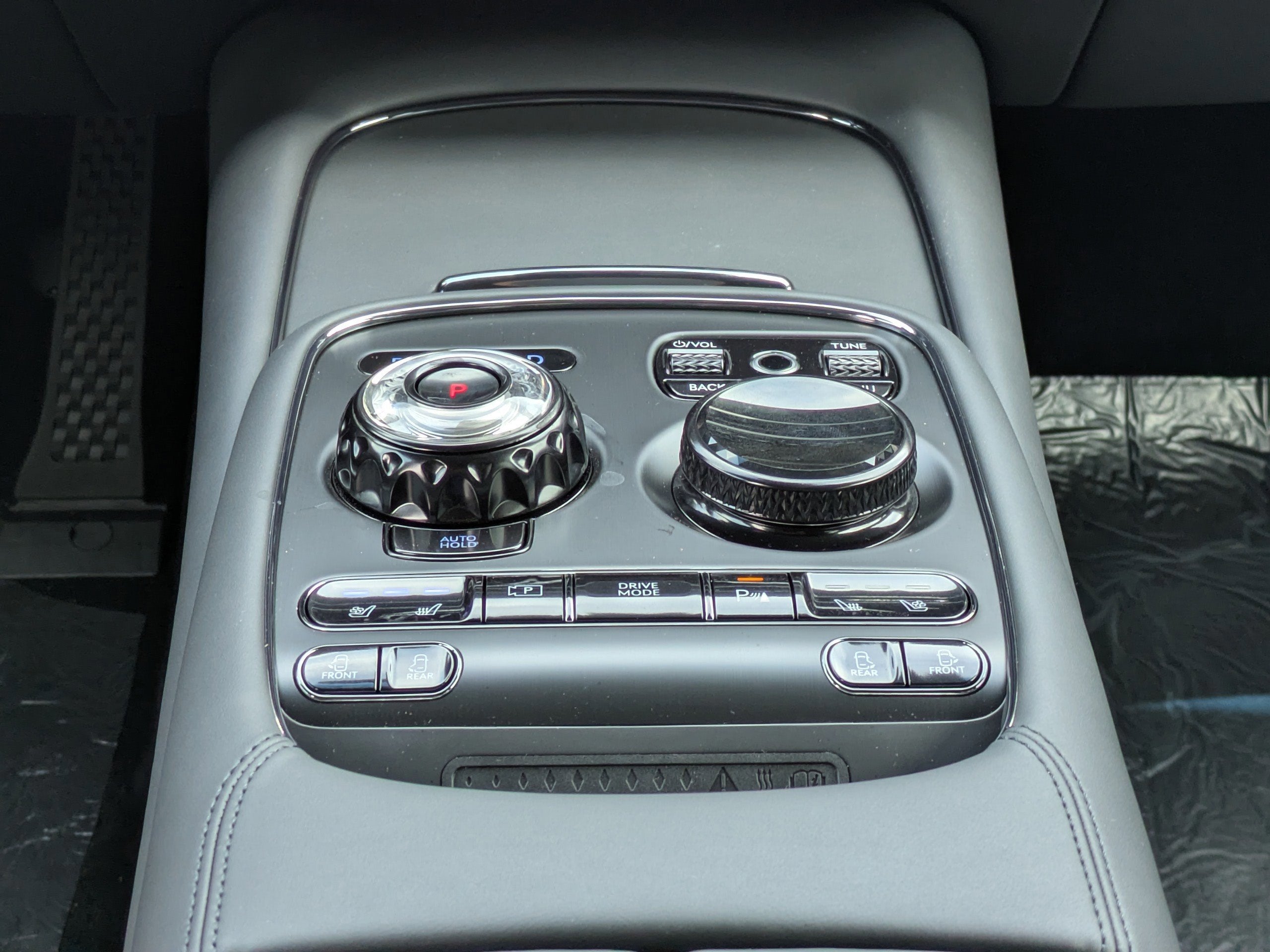 2026 Genesis G90 3.5T E-SC MHEV PRESTIGE BLACK