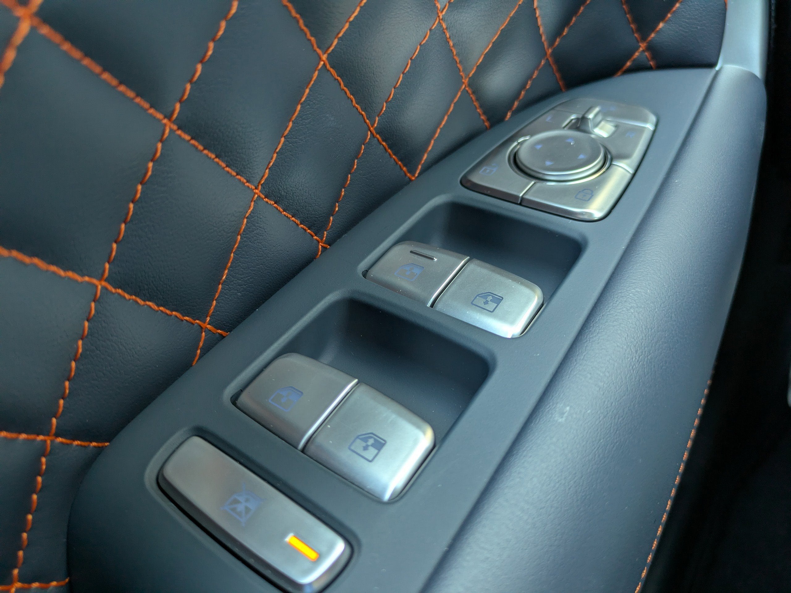 2026 Genesis G70 3.3T PRESTIGE GRAPHITE