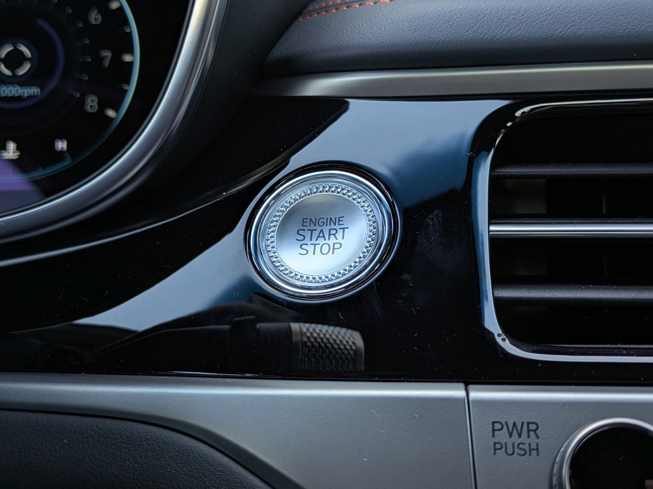 2026 Genesis G70 3.3T PRESTIGE GRAPHITE