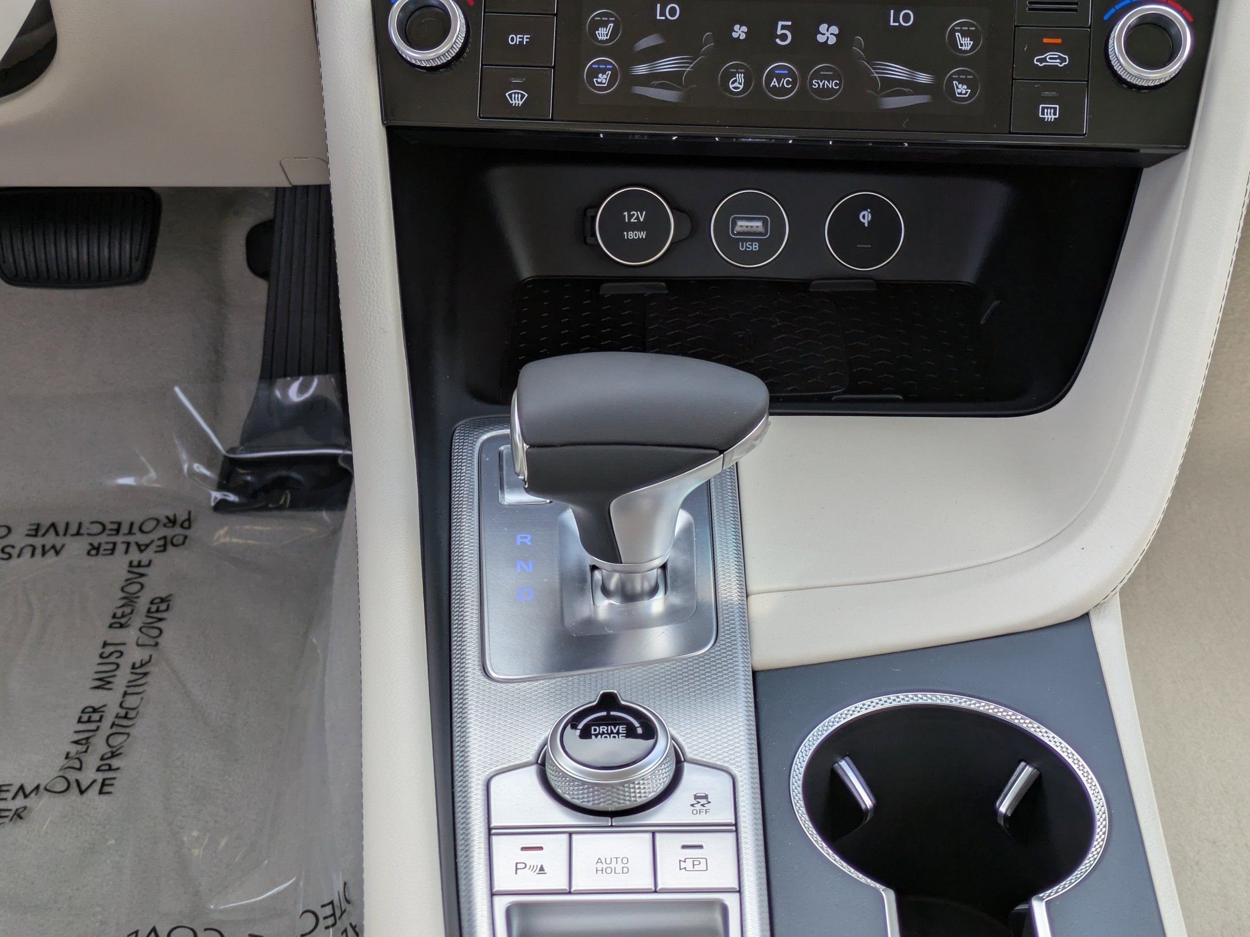 2026 Genesis G70 2.5T PRESTIGE