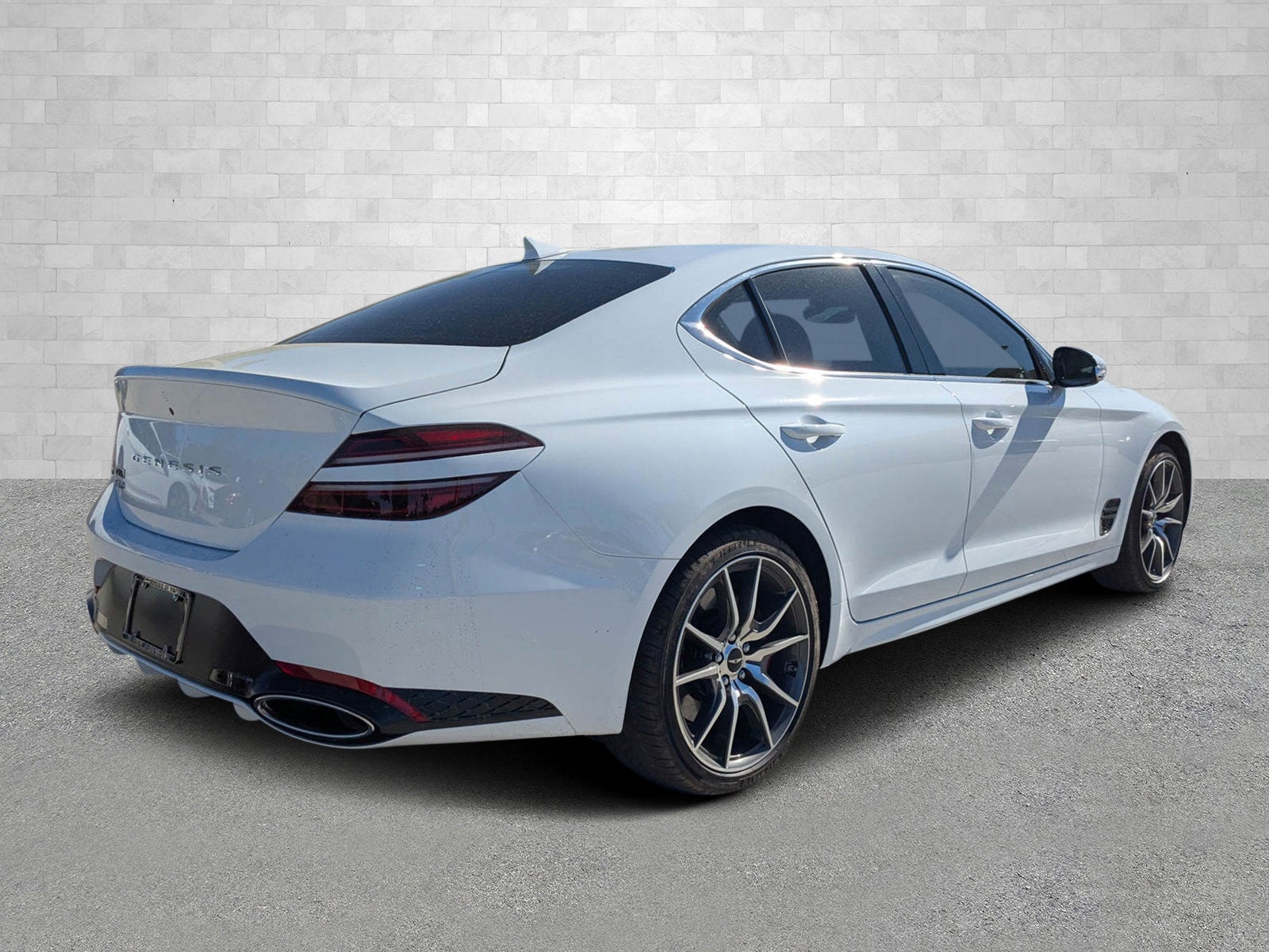 2025 Genesis G70 2.5T