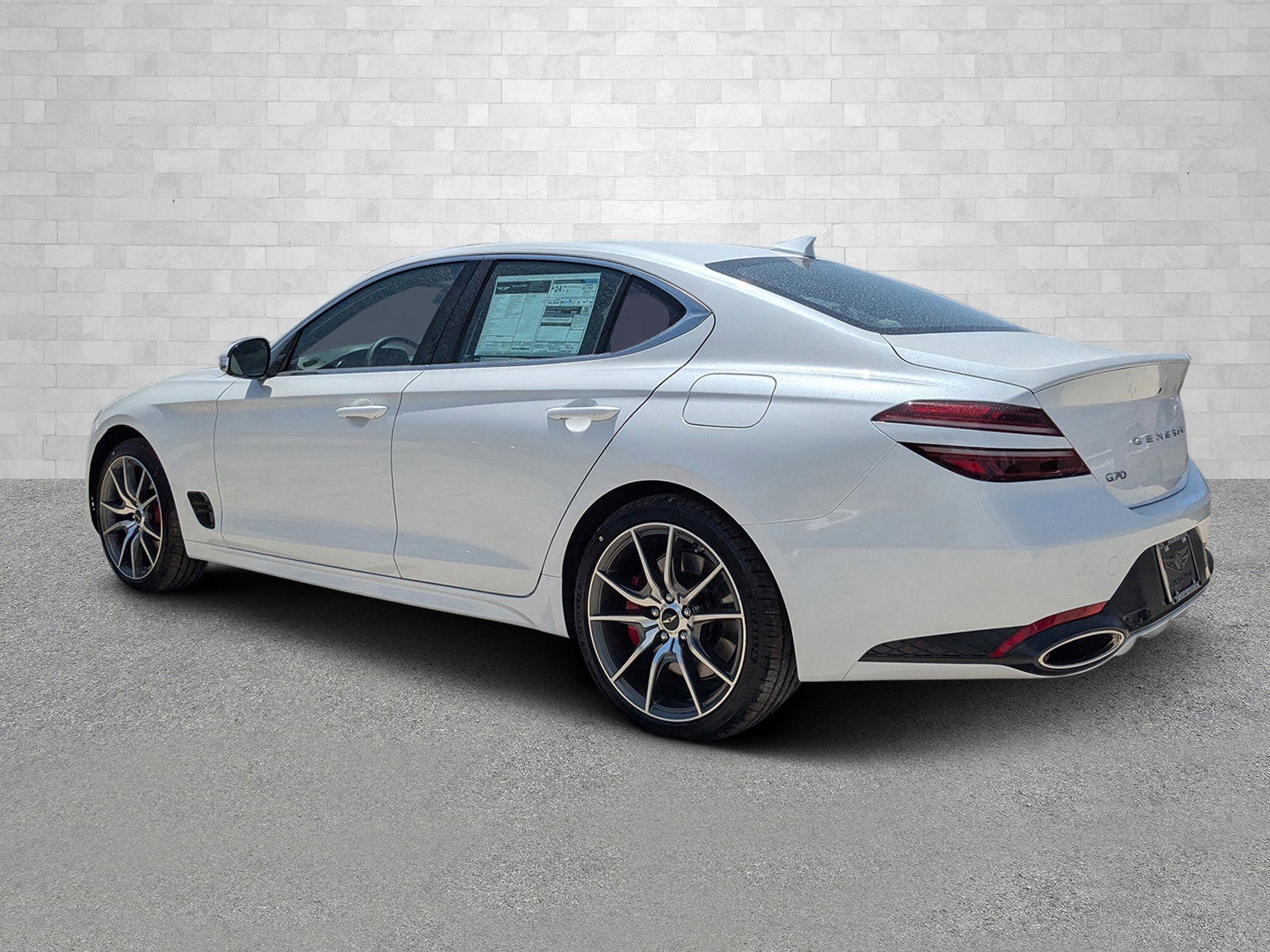 2025 Genesis G70 2.5T