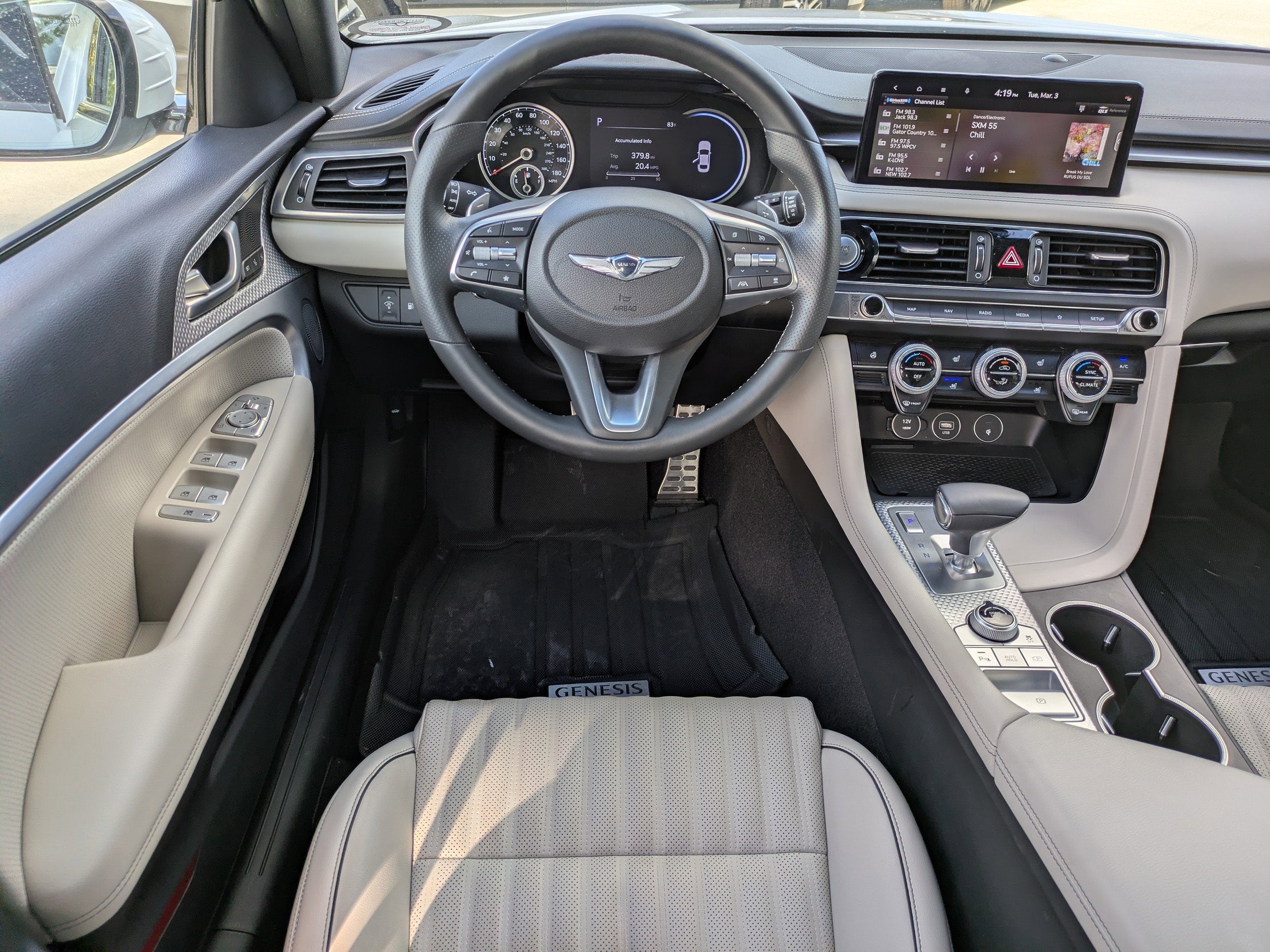 2023 Genesis G70 2.0T