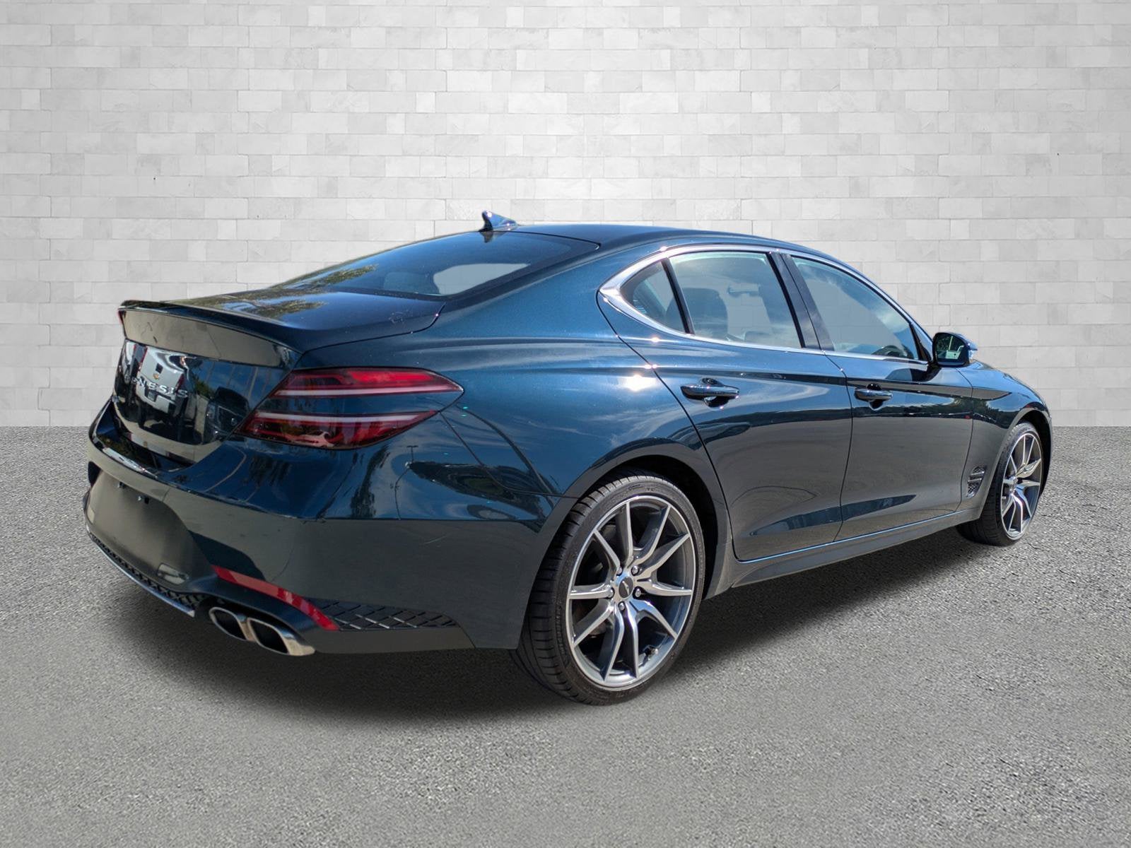 2023 Genesis G70 2.0T