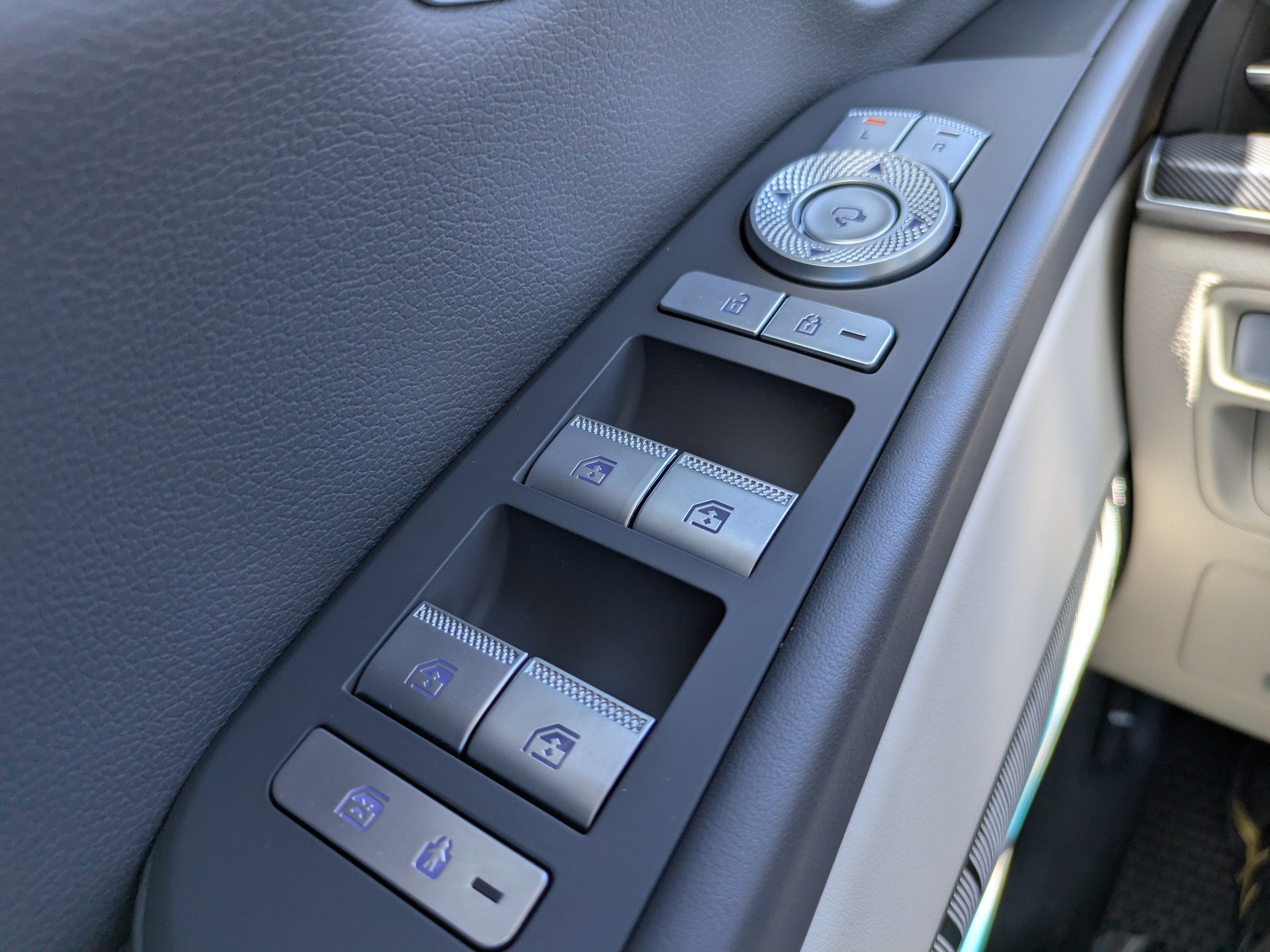 2024 Genesis G80 2.5T SPORT PRESTIGE