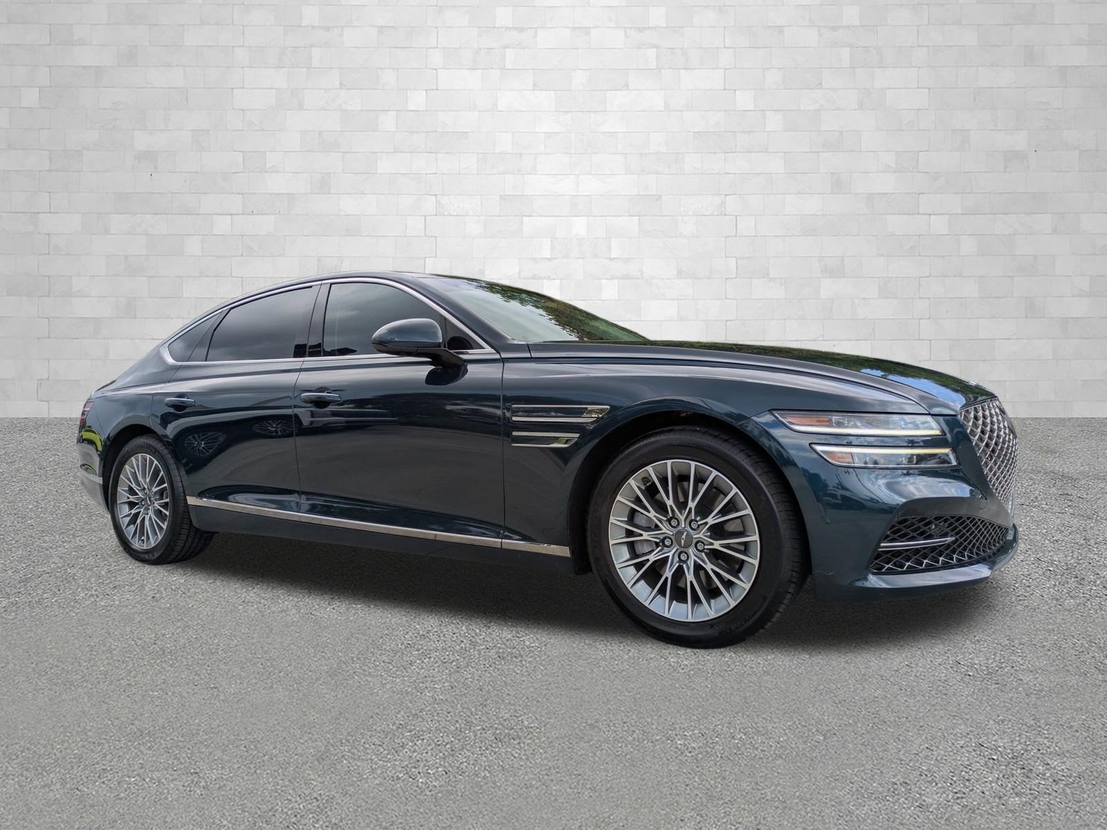 2023 Genesis G80 2.5T