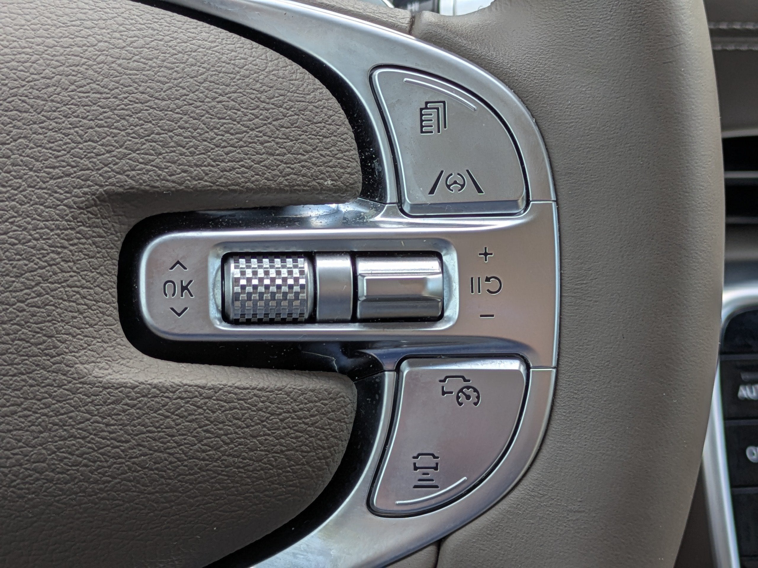 2023 Genesis GV80 ADVANCED +