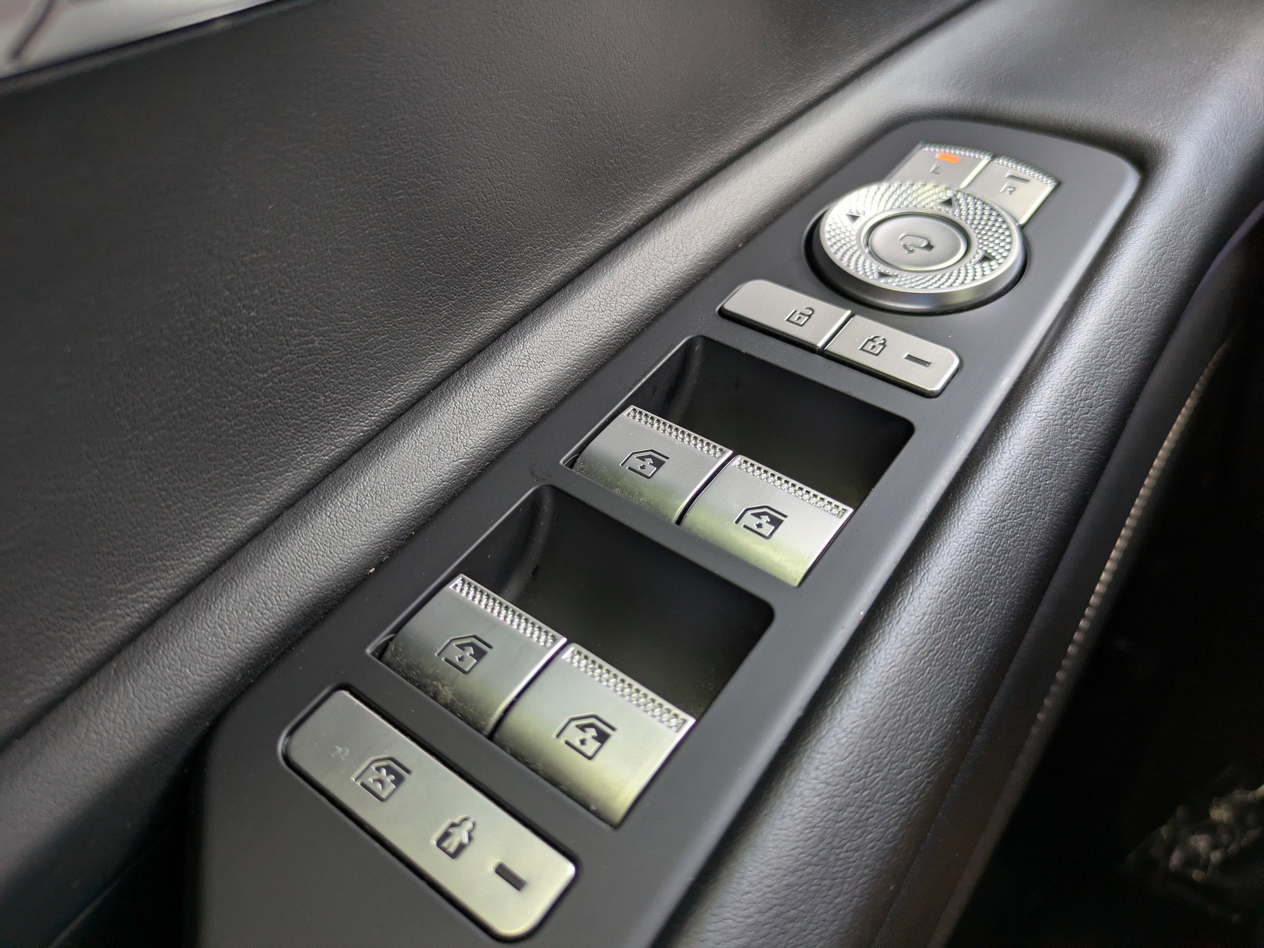 2023 Genesis GV80 ADVANCED +