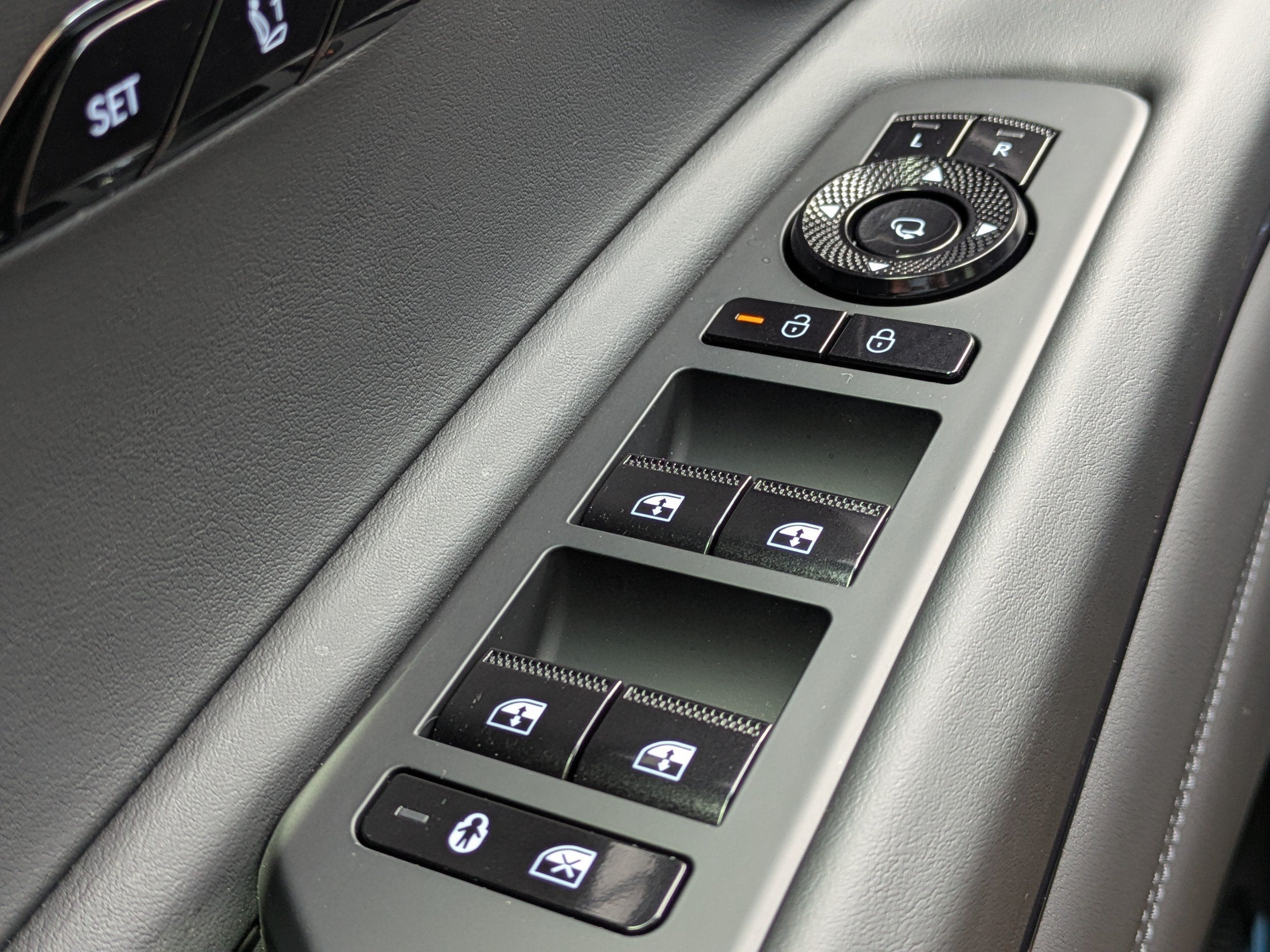 2026 Genesis GV80 3.5T PRESTIGE BLACK