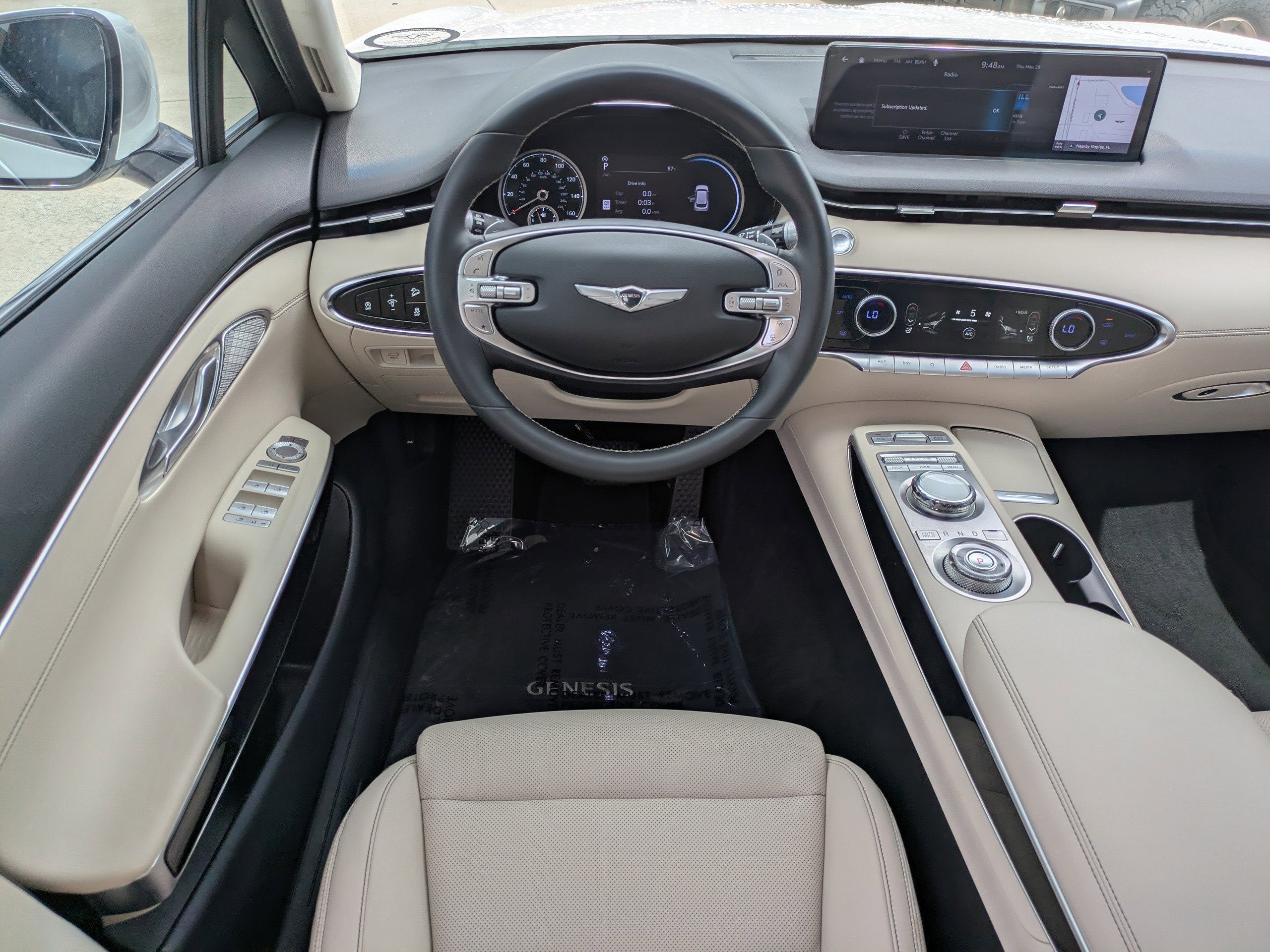 2023 GENESIS GV70 Standard - Photo 15