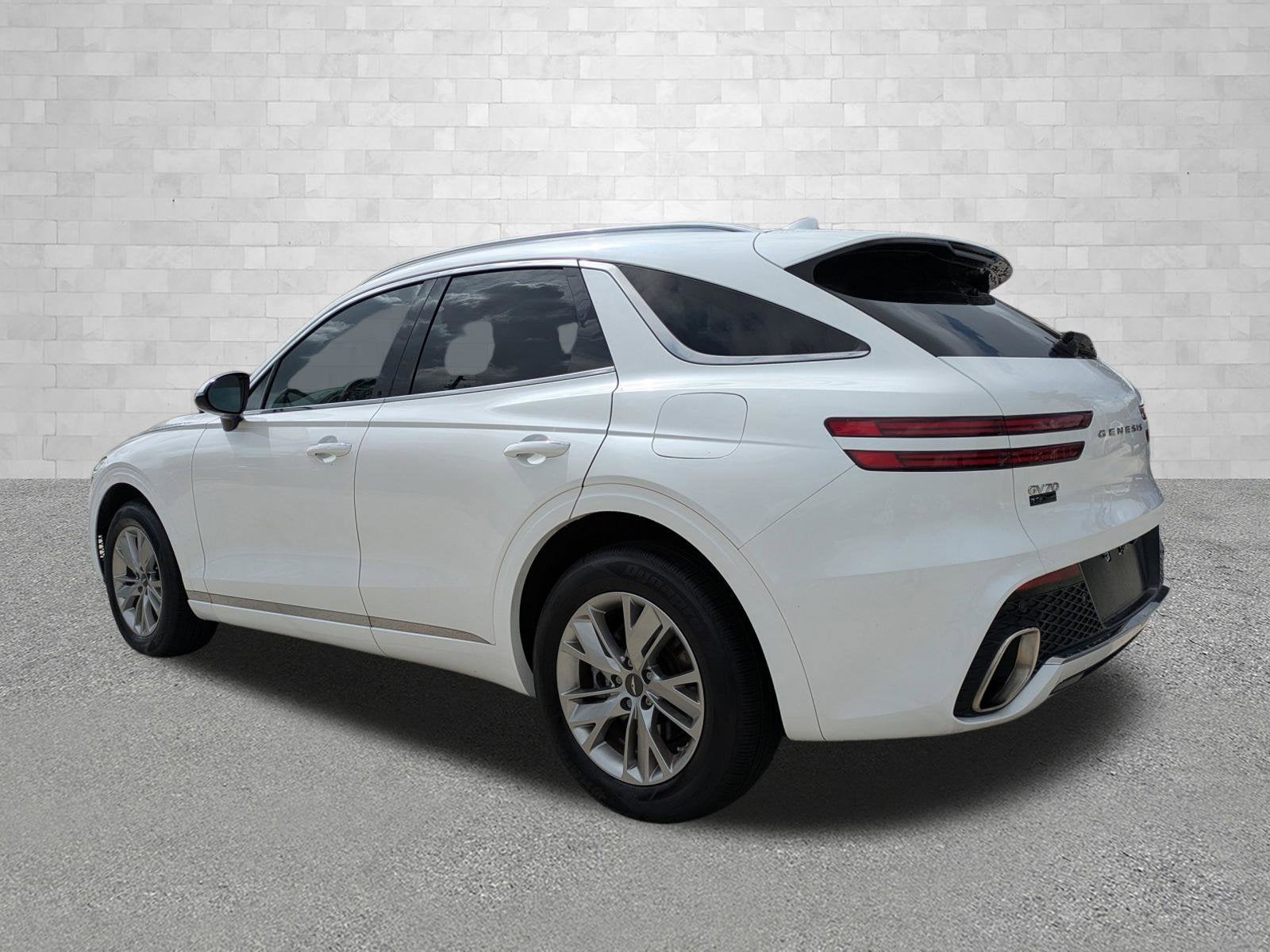 2023 Genesis GV70 2.5T