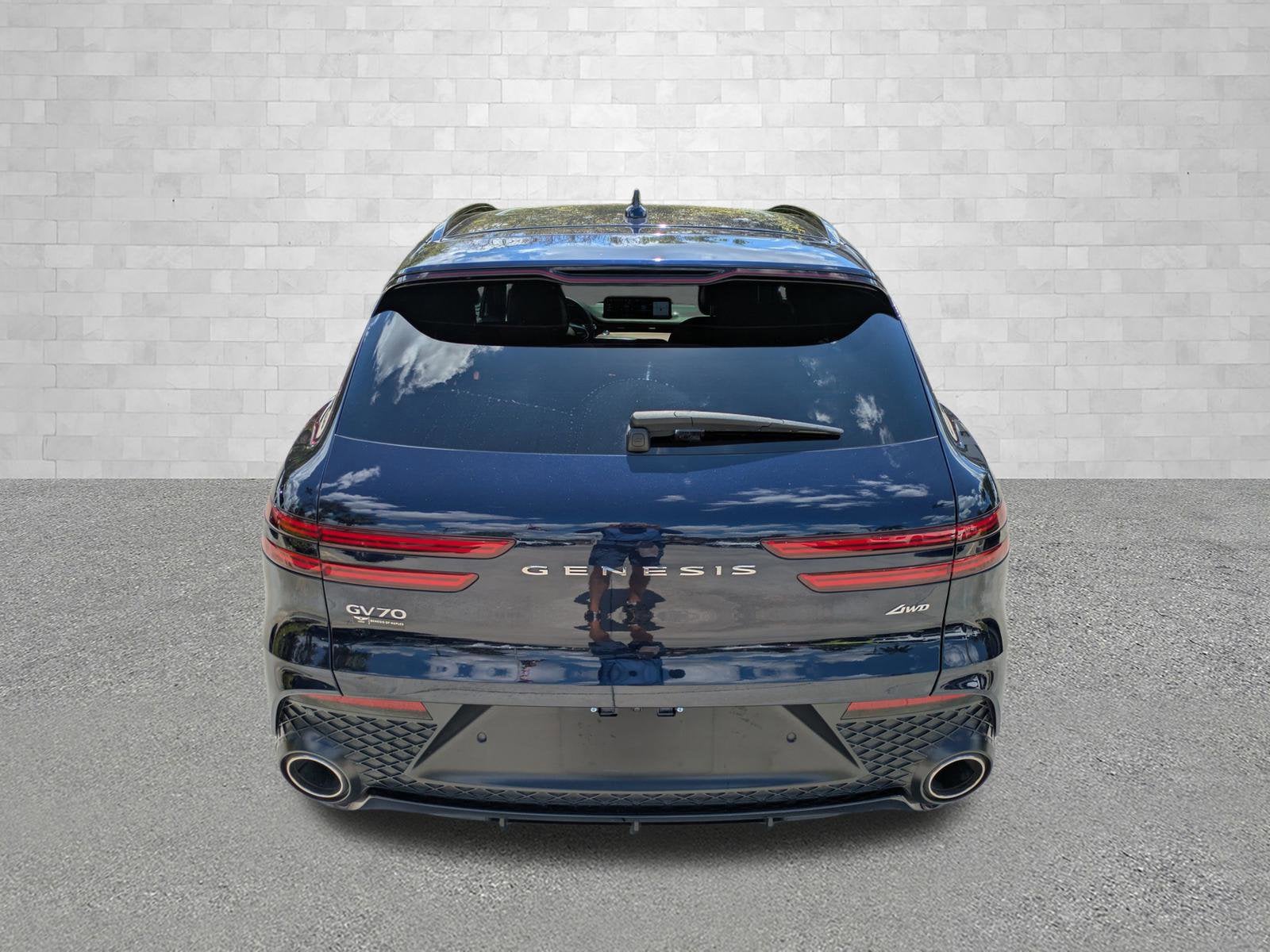 2023 Genesis GV70 2.5T