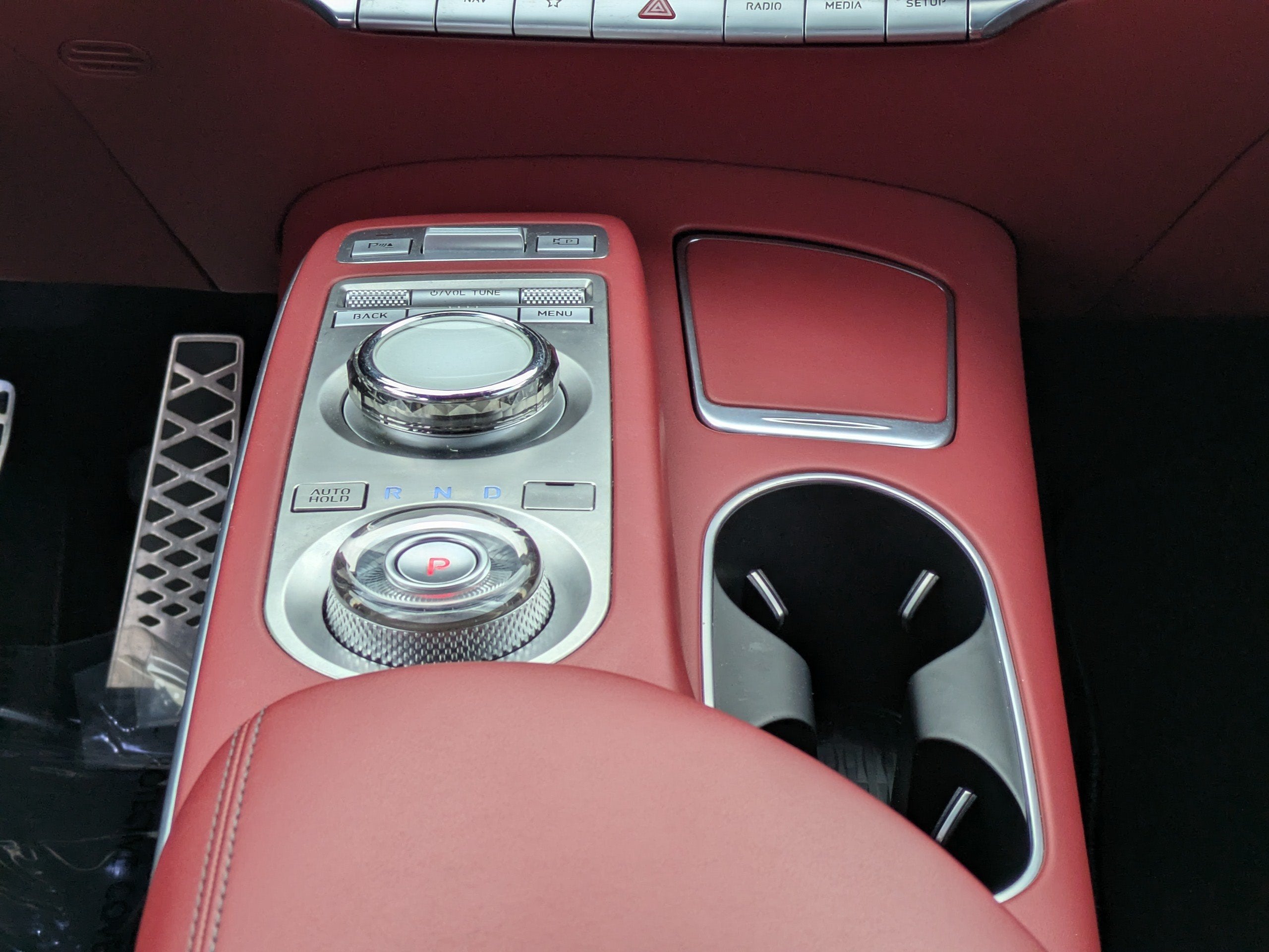 2023 Genesis GV70 2.5T