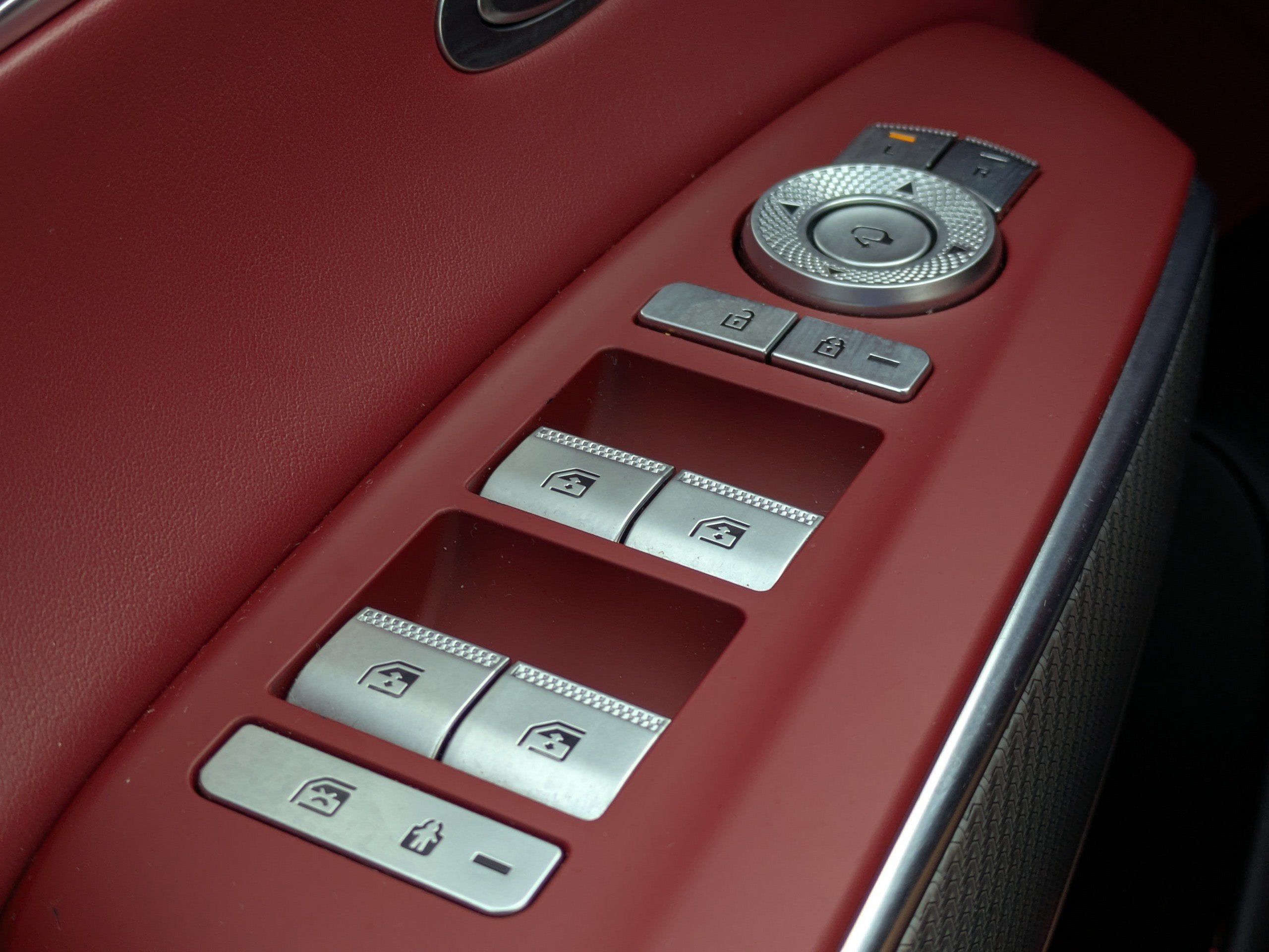 2023 GENESIS GV70 Standard - Photo 26