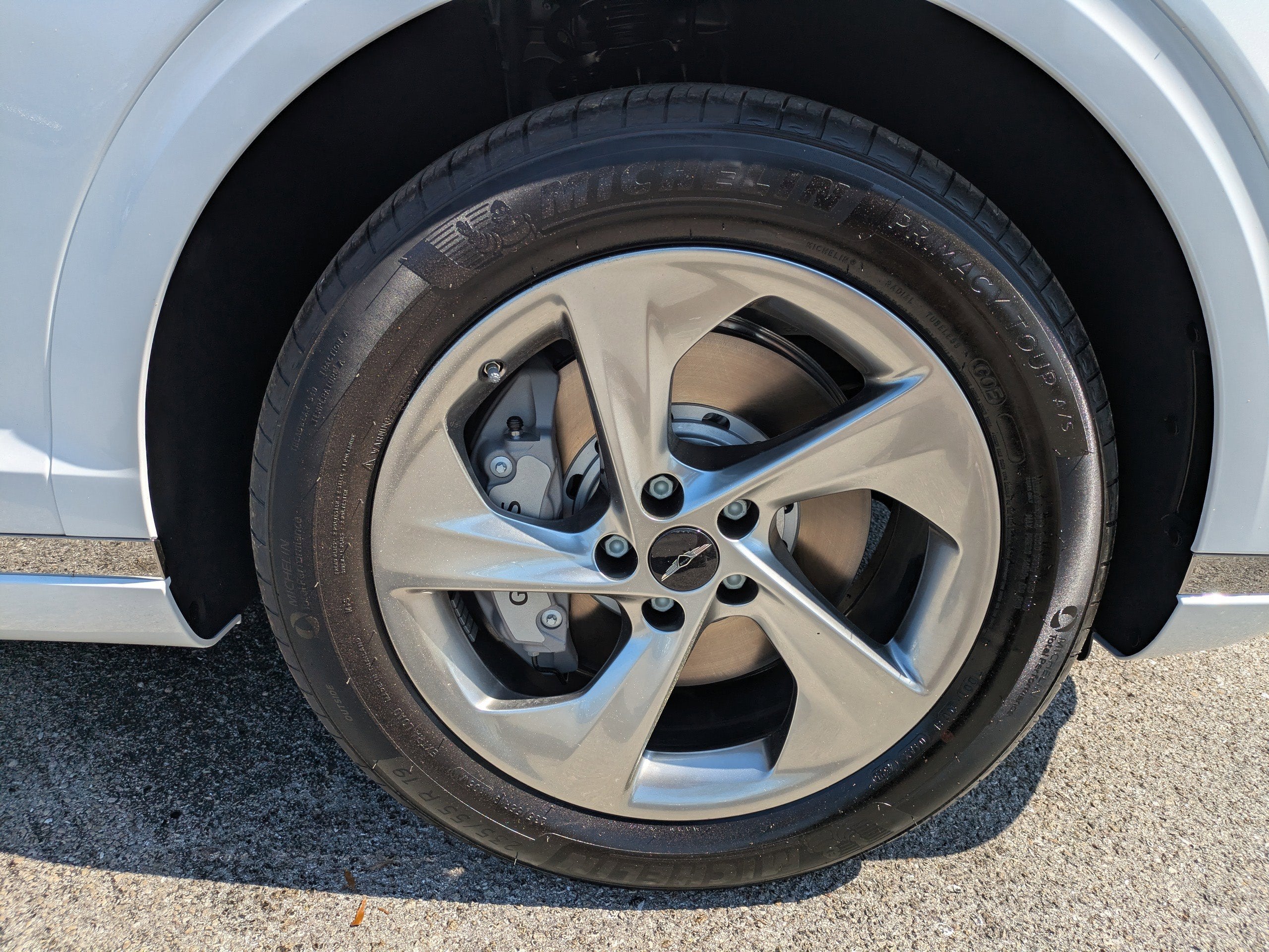 2026 Genesis GV70 2.5T ADVANCED