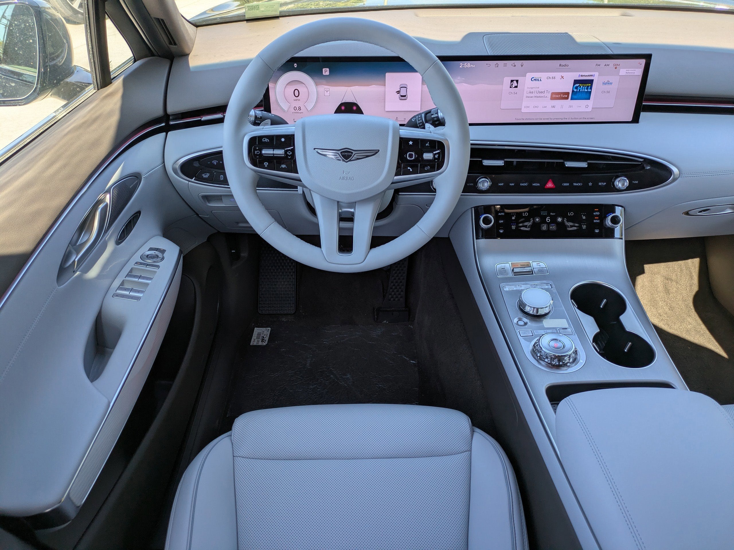 2026 Genesis GV70 2.5T ADVANCED