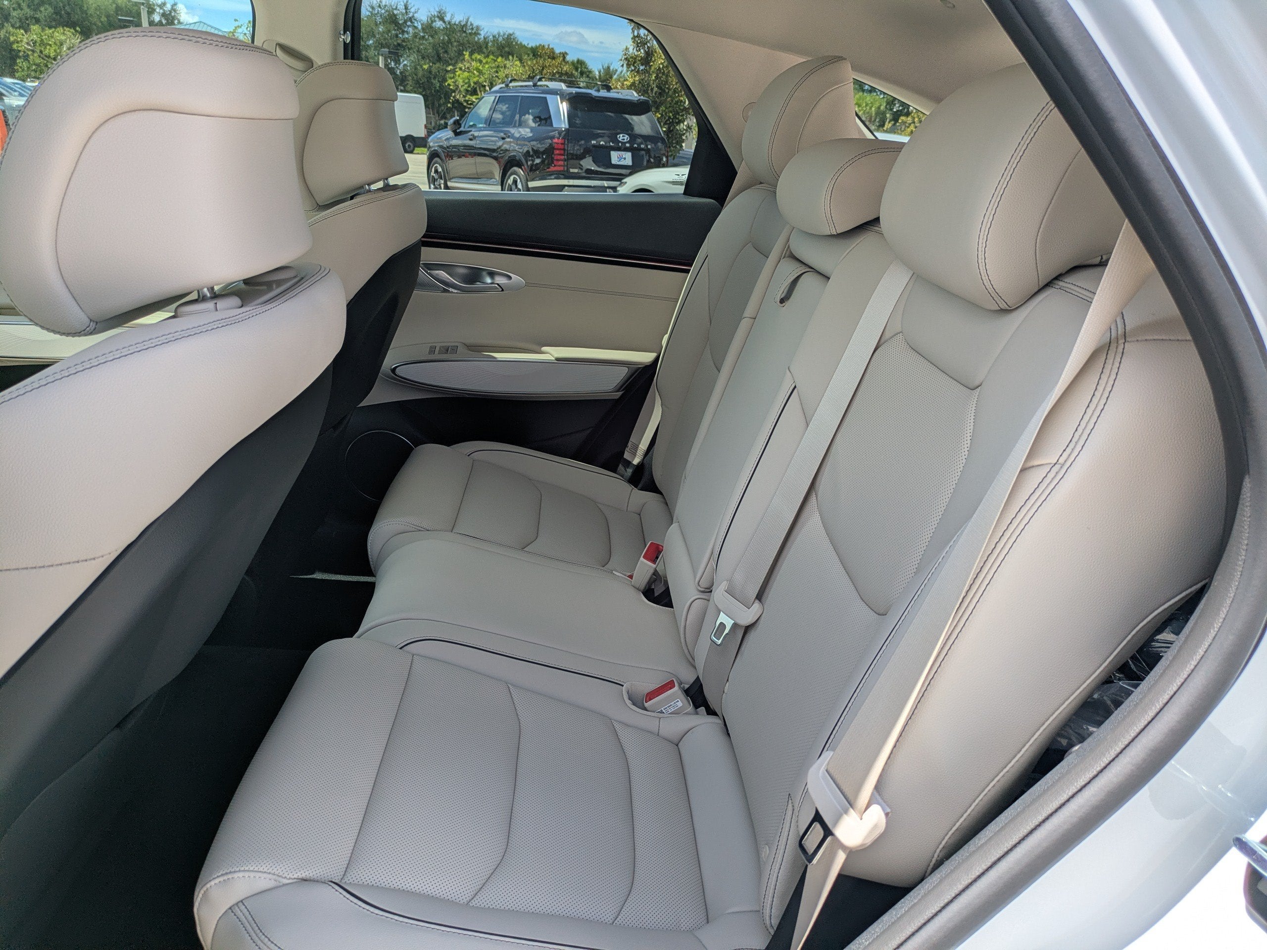 2027 Genesis GV70 2.5T ADVANCED