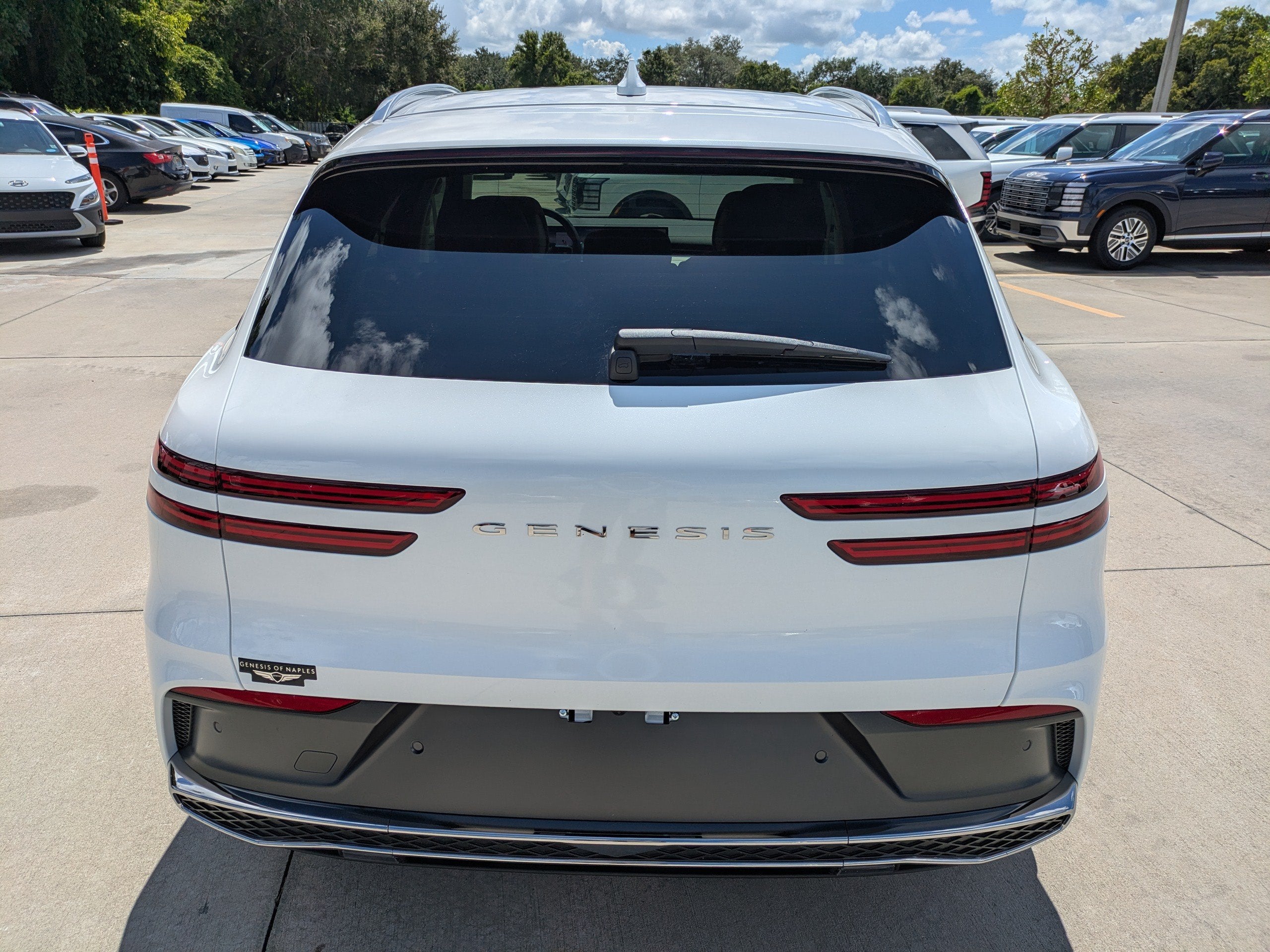 2027 Genesis GV70 2.5T ADVANCED