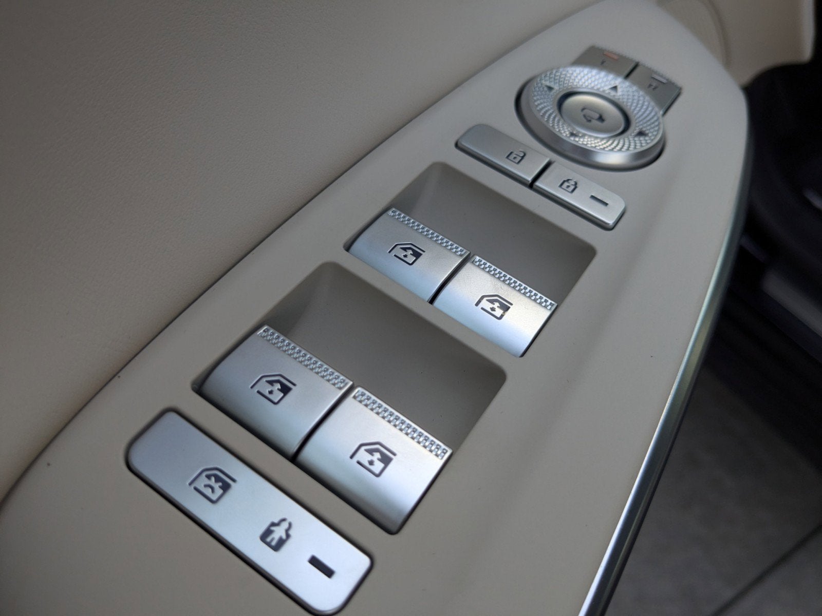 2025 Genesis GV70 3.5T Sport Advanced