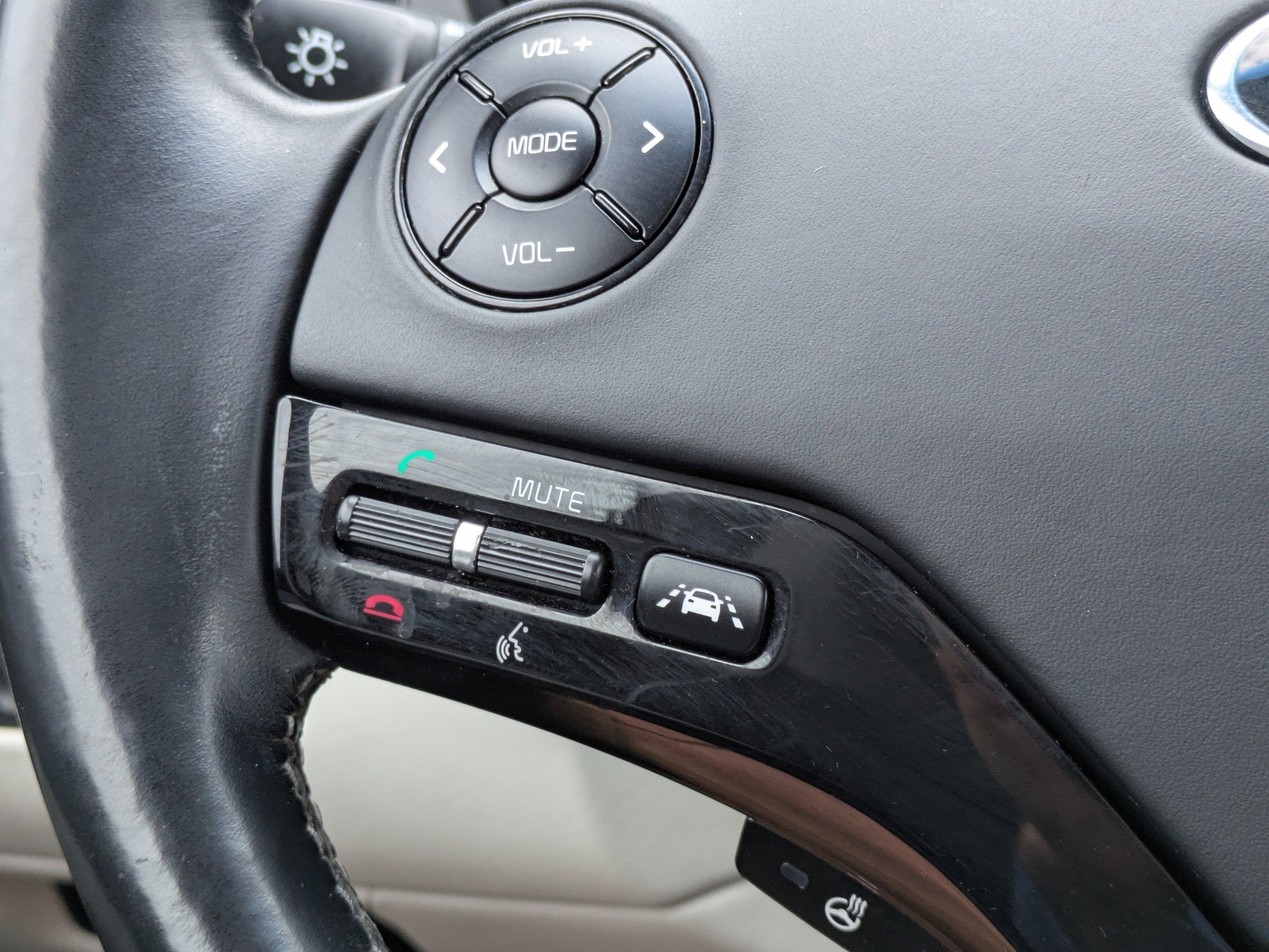 2015 Kia K900 LUXURY