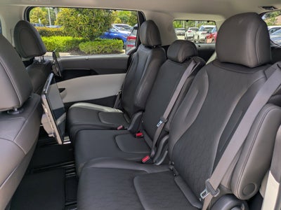 2022 Kia Carnival SX