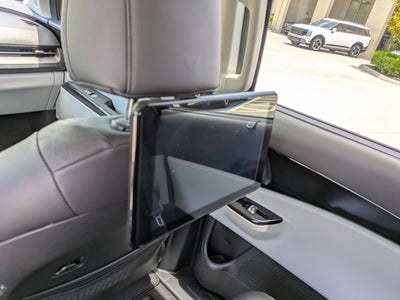 2022 Kia Carnival SX