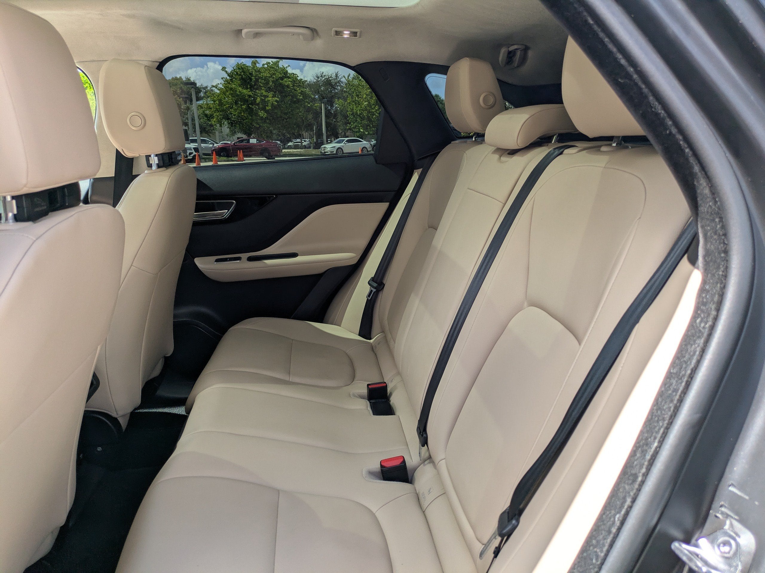 2020 Jaguar F-PACE 25T PREMIUM