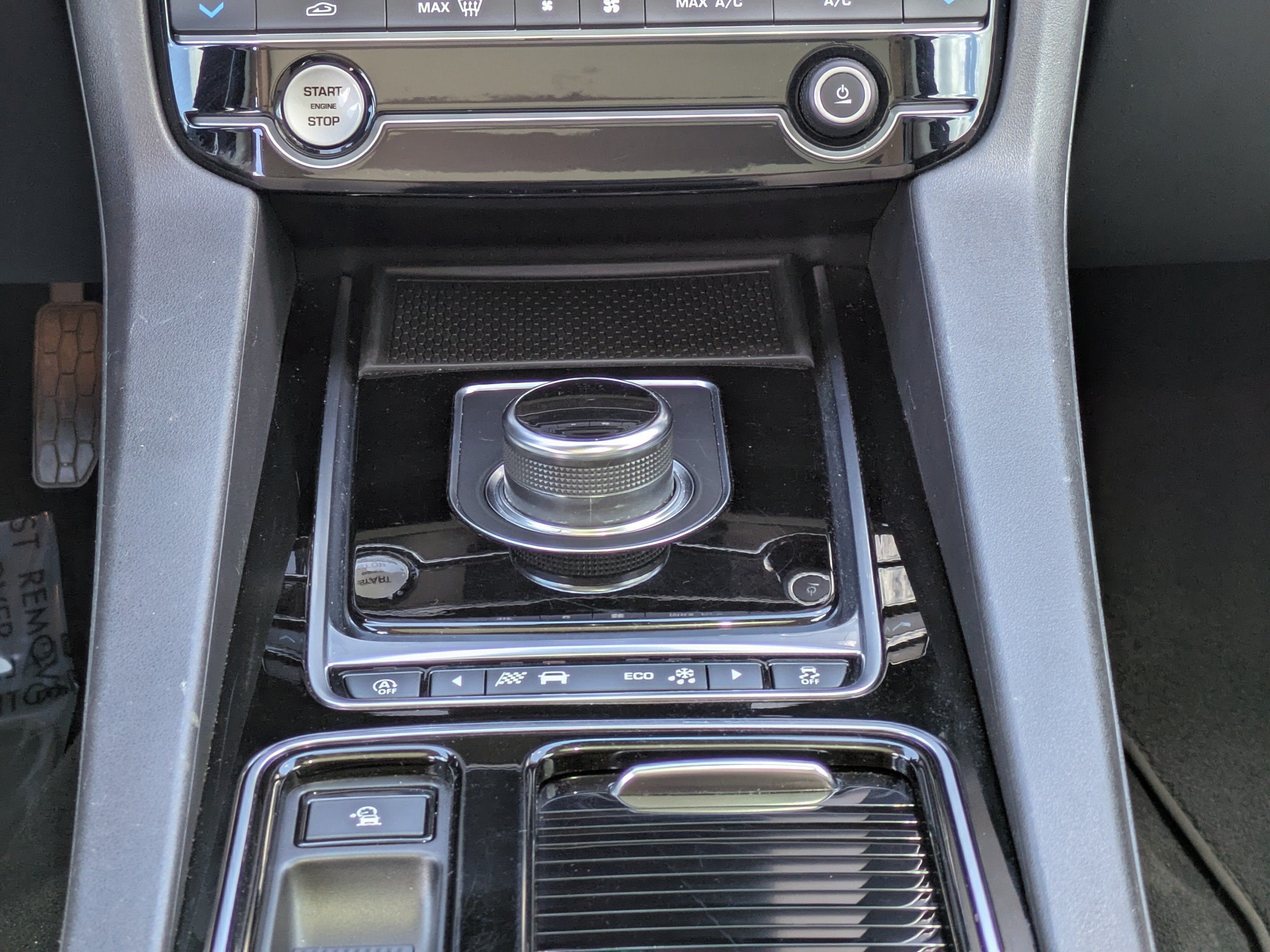 2020 Jaguar F-PACE 25T PREMIUM