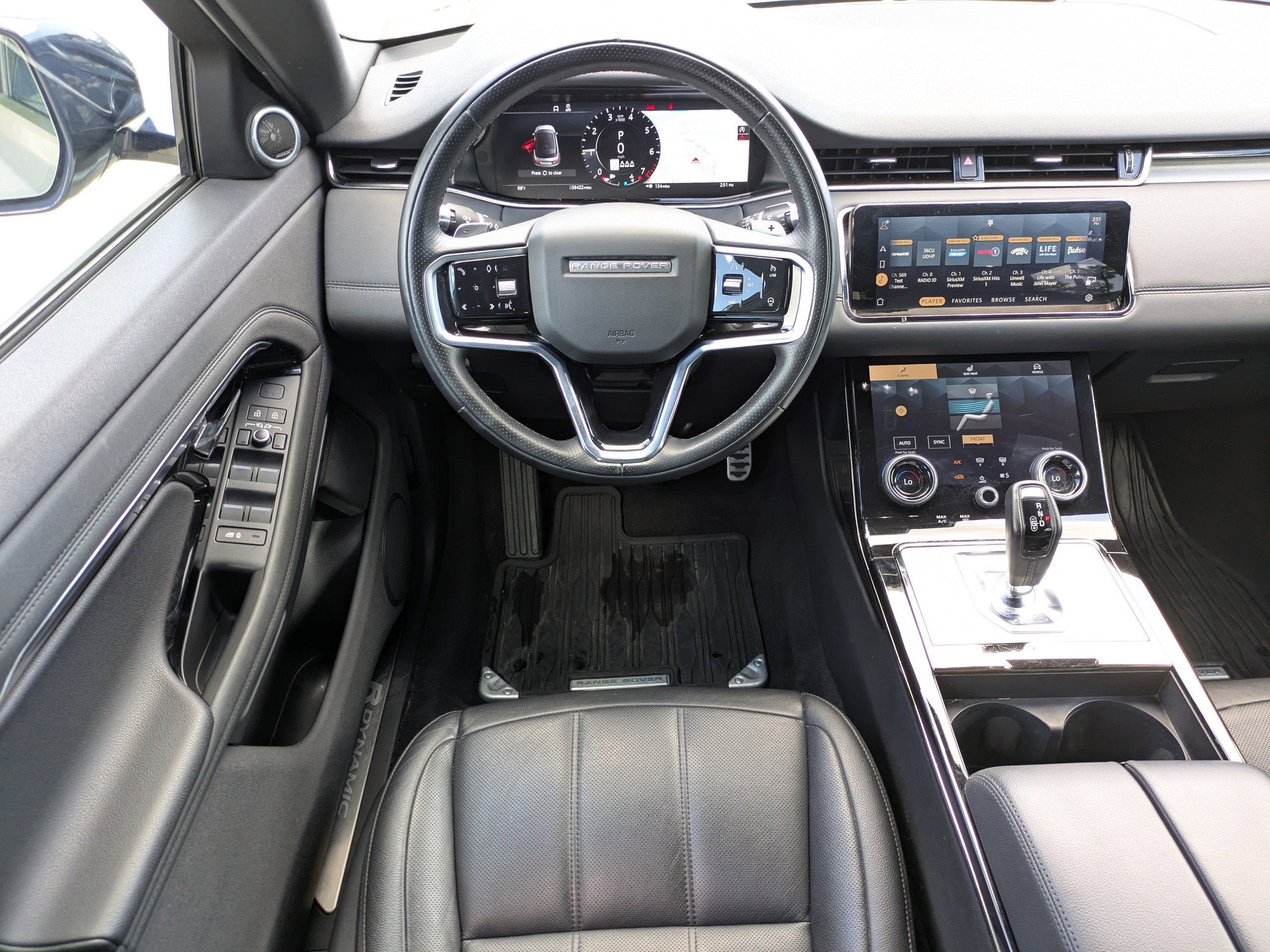 2022 Land Rover Range Rover Evoque R-DYNAMIC SE