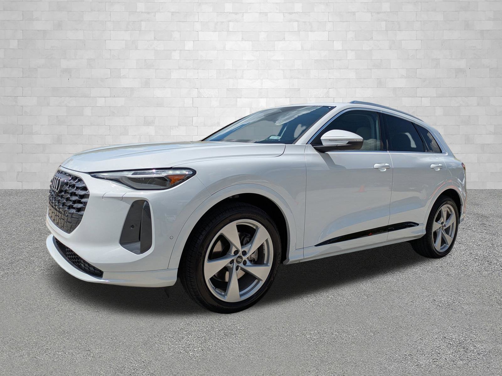 2025 Audi Q5 PRESTIGE