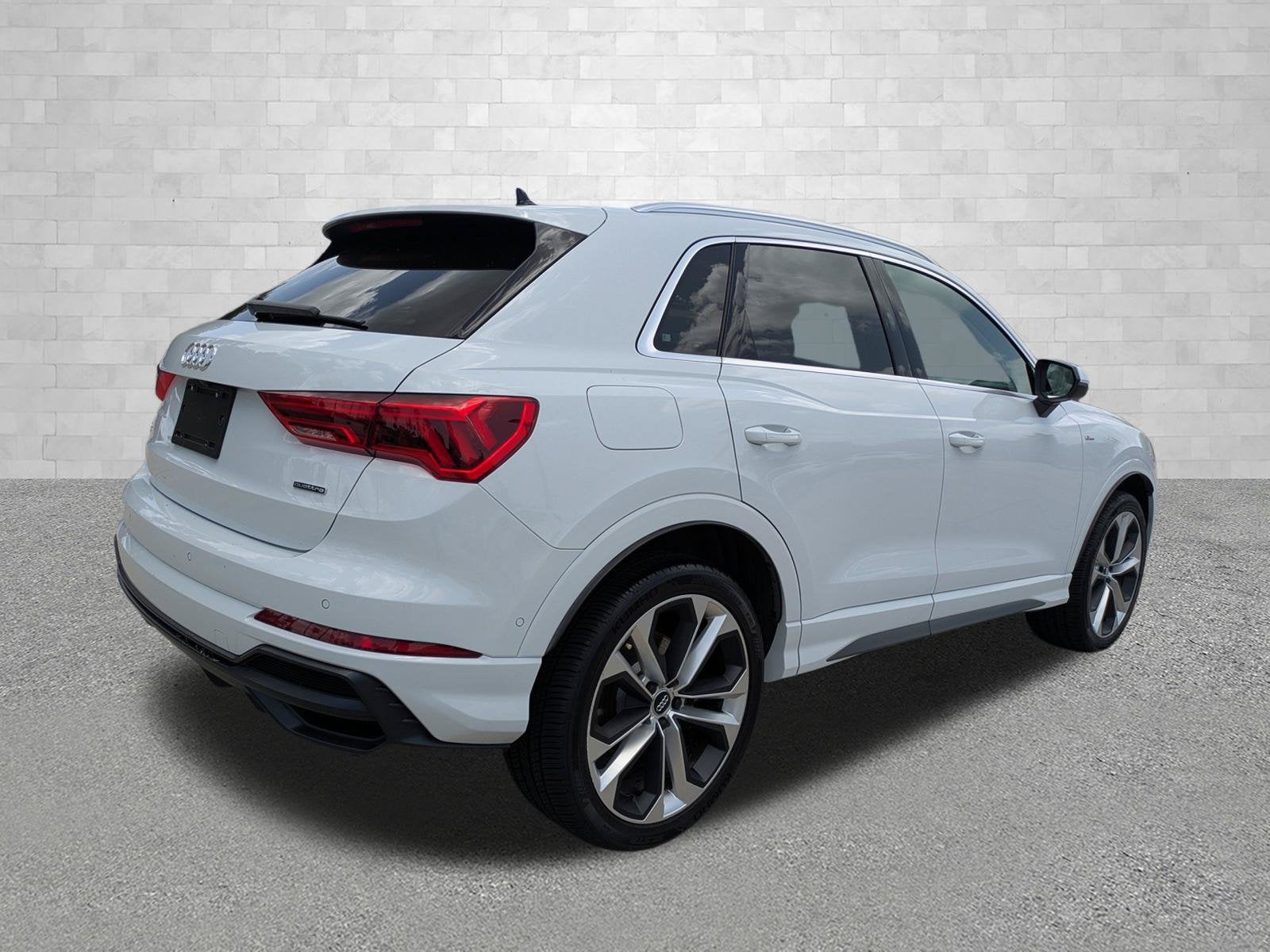 2020 Audi Q3 S LINE PRESTIGE