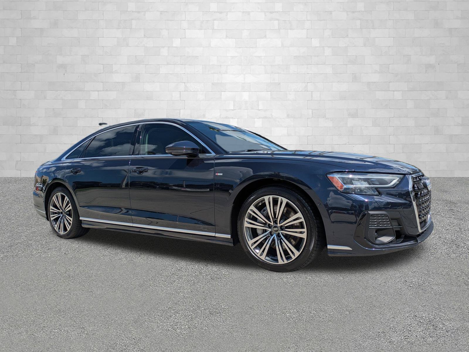 2022 Audi A8 4DR SDN L 55 TFSI