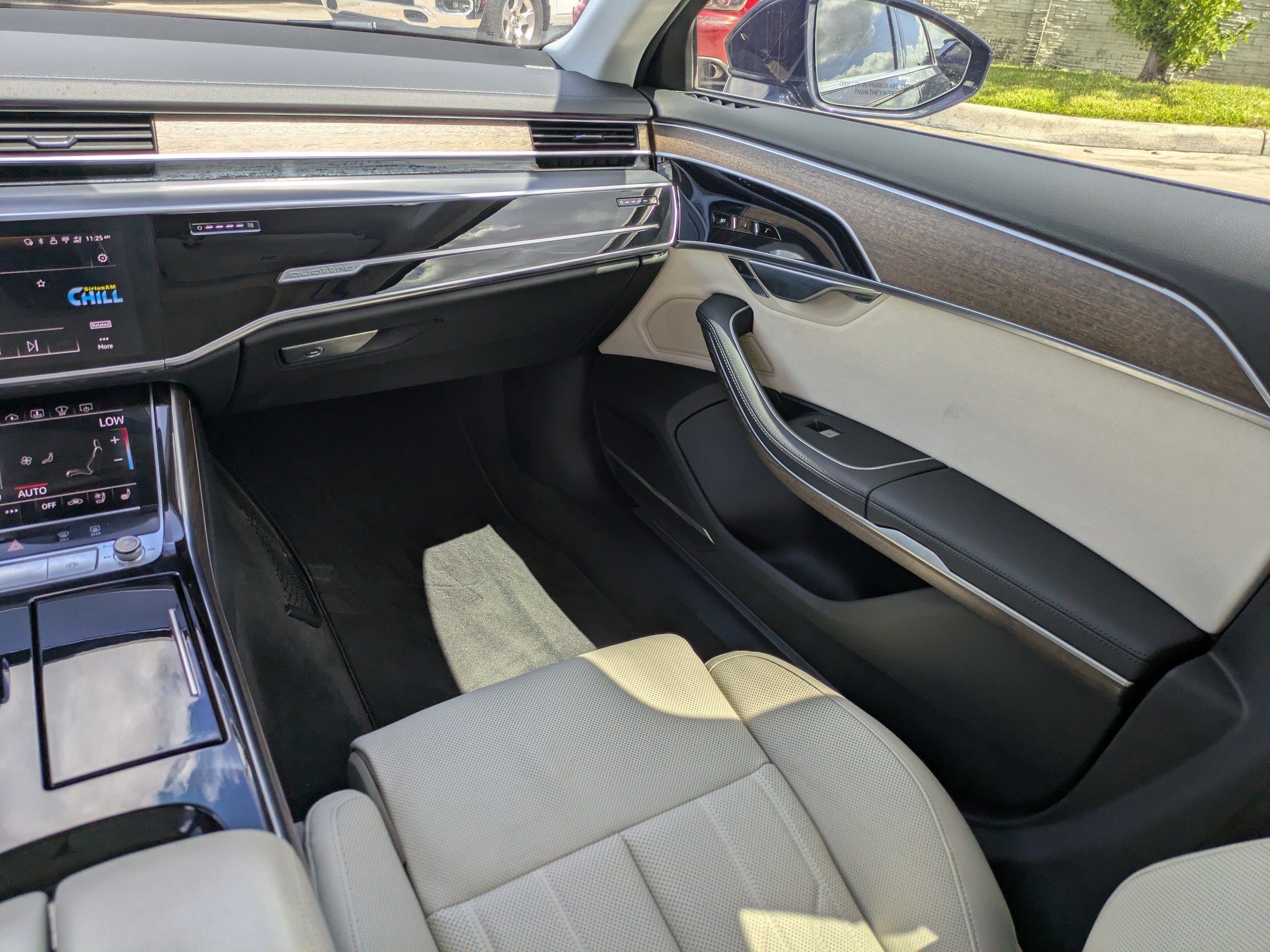 2022 Audi A8 4DR SDN L 55 TFSI
