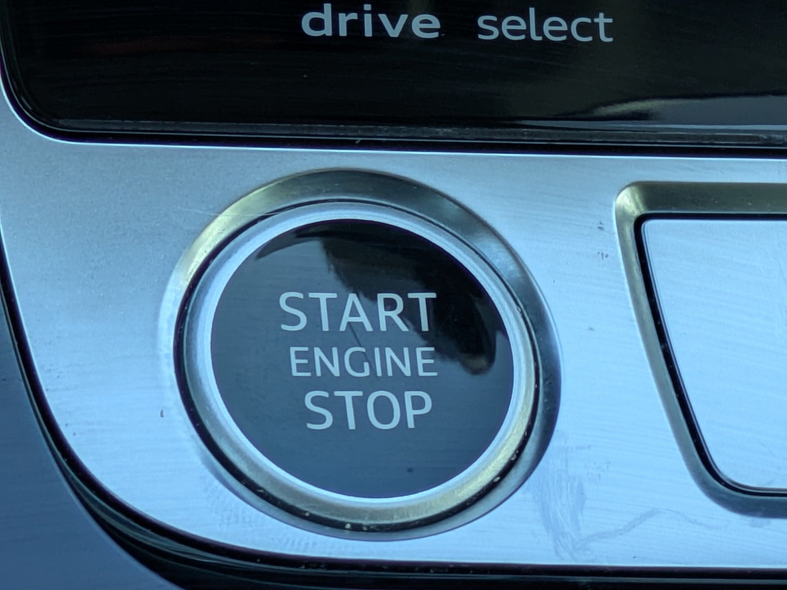 2022 Audi A8 4DR SDN L 55 TFSI