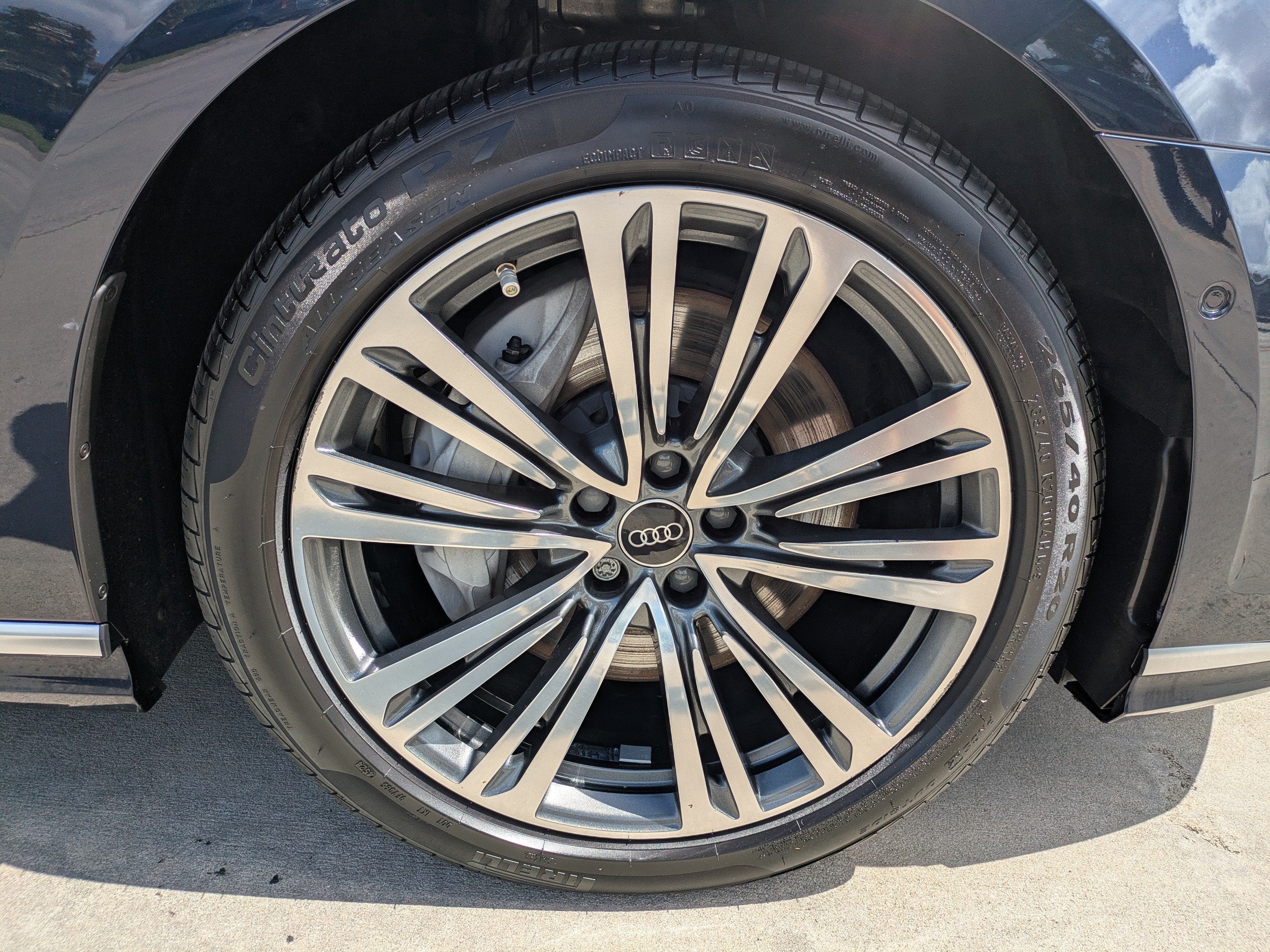 2022 Audi A8 4DR SDN L 55 TFSI