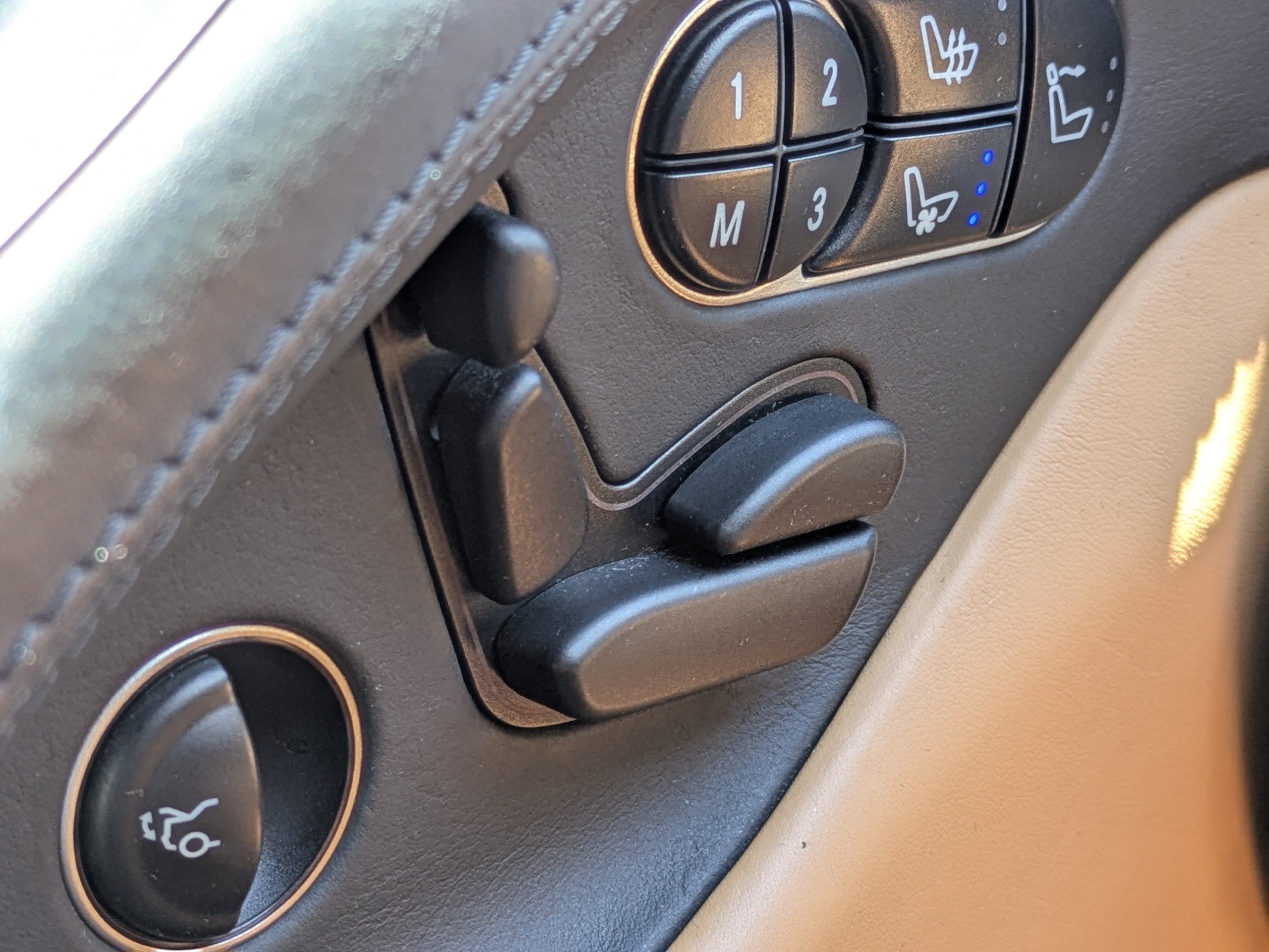 2009 Mercedes-Benz SL-Class 2DR ROADSTER V8