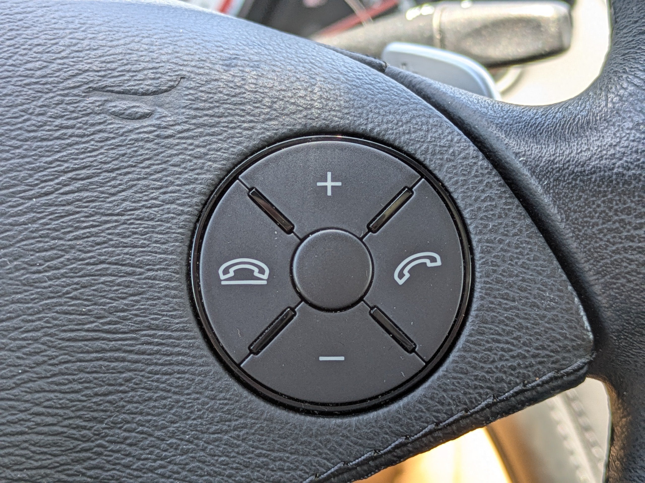 2009 Mercedes-Benz SL-Class 2DR ROADSTER V8
