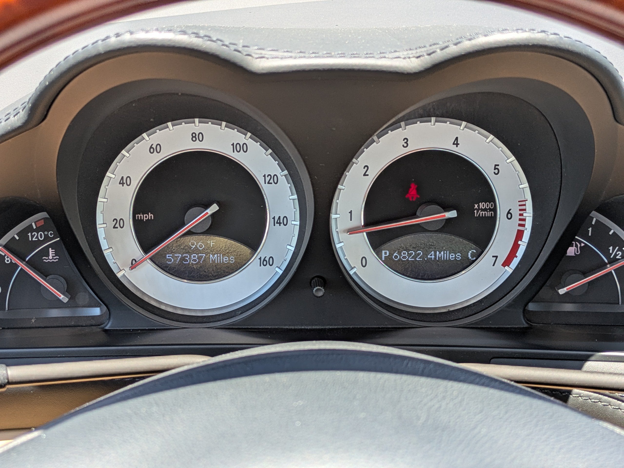2009 Mercedes-Benz SL-Class 2DR ROADSTER V8