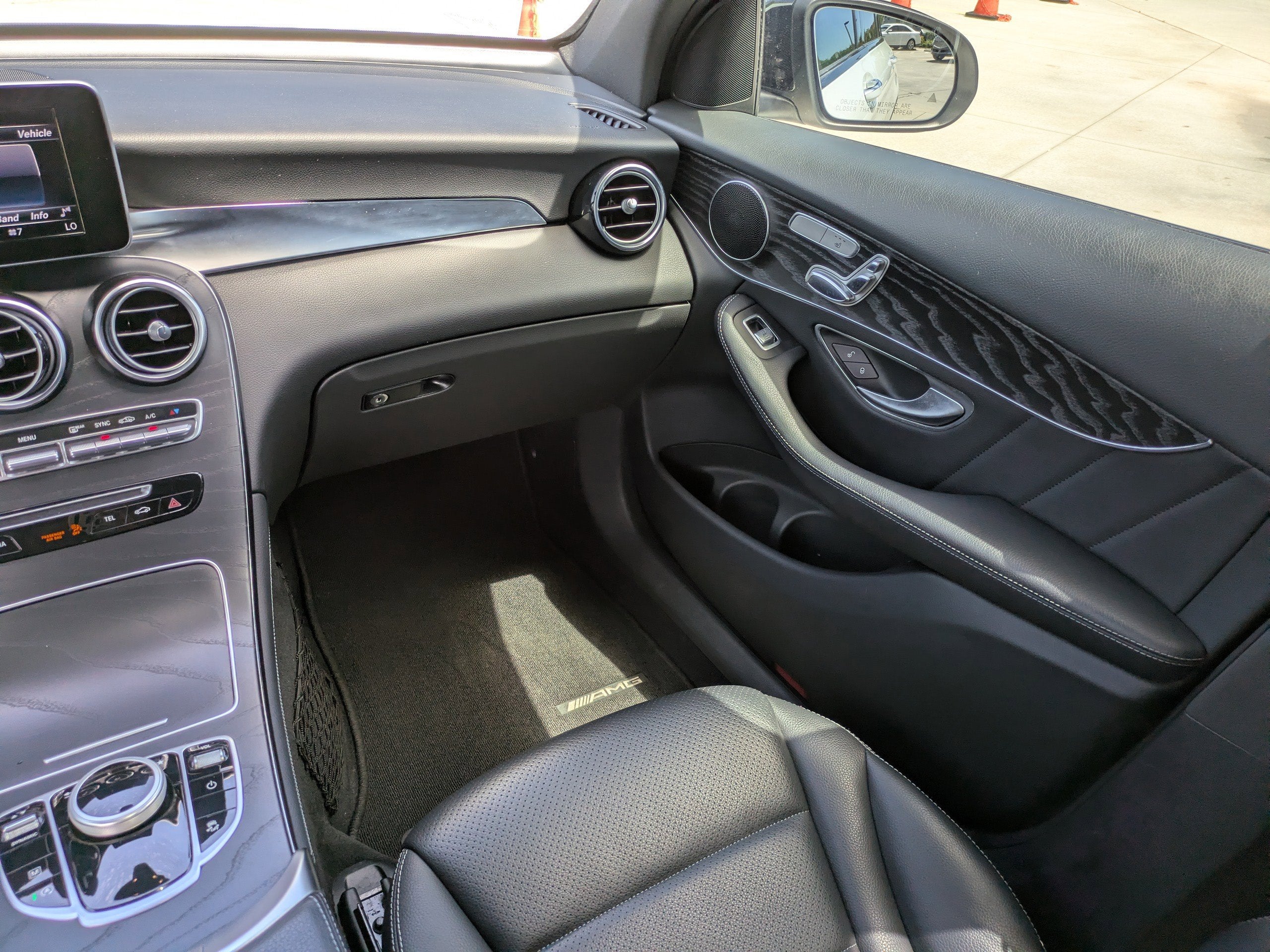 2018 Mercedes-Benz GLC 4DR SUV GLC 300 4