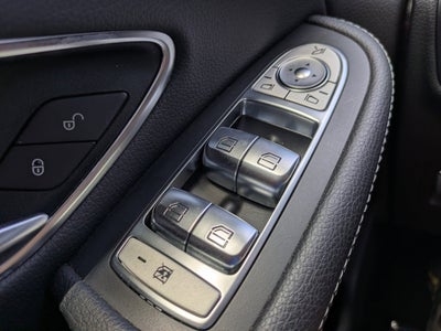 2018 Mercedes-Benz GLC 4DR SUV GLC 300 4