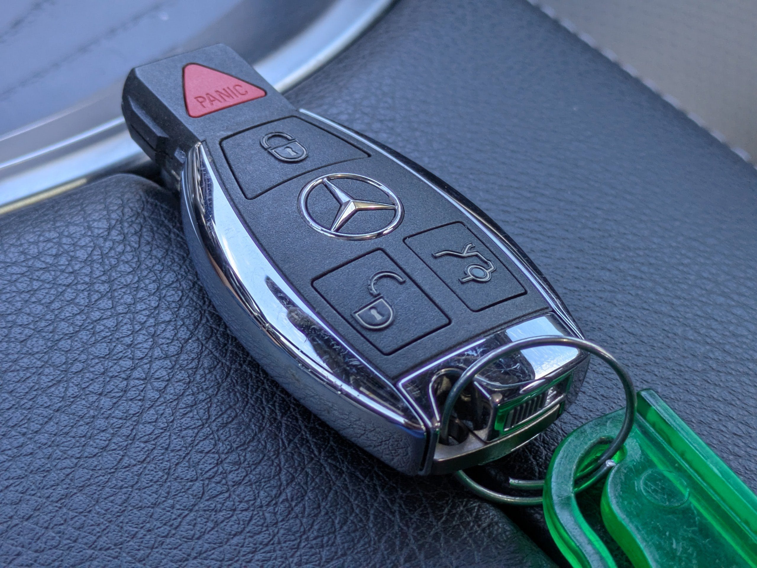 2018 Mercedes-Benz GLC 4DR SUV GLC 300 4