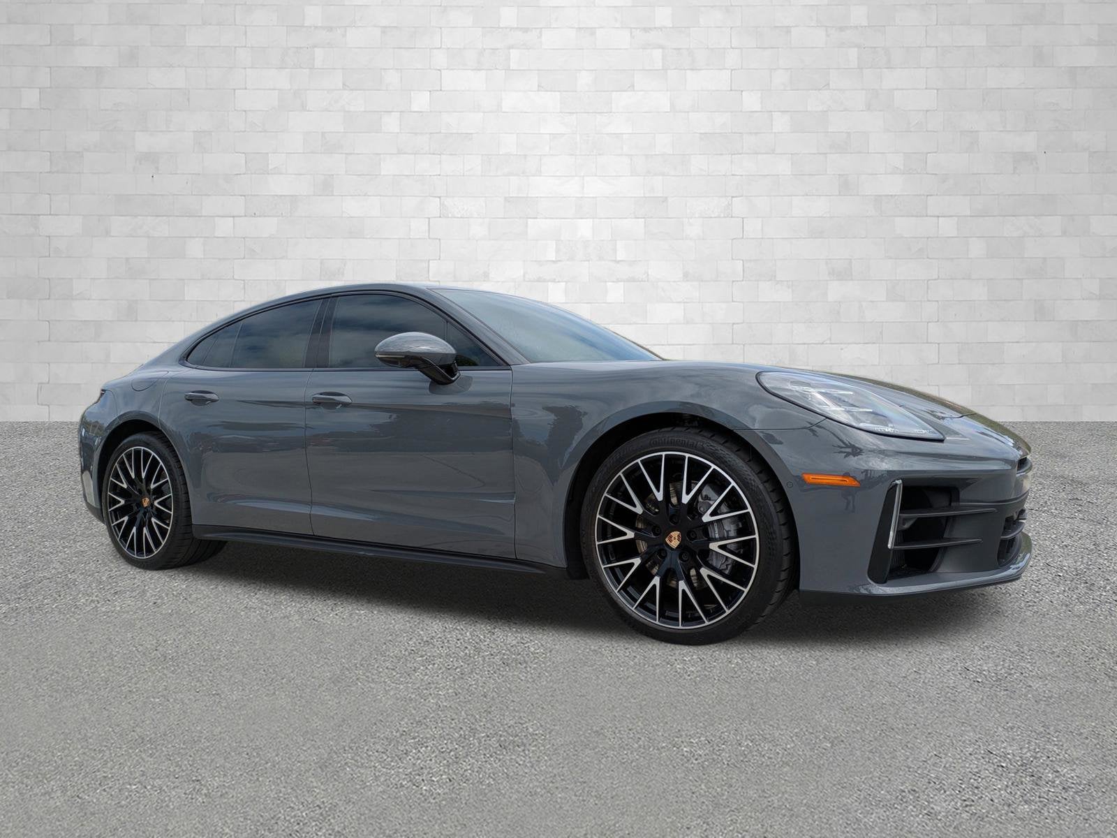 2025 Porsche Panamera Base