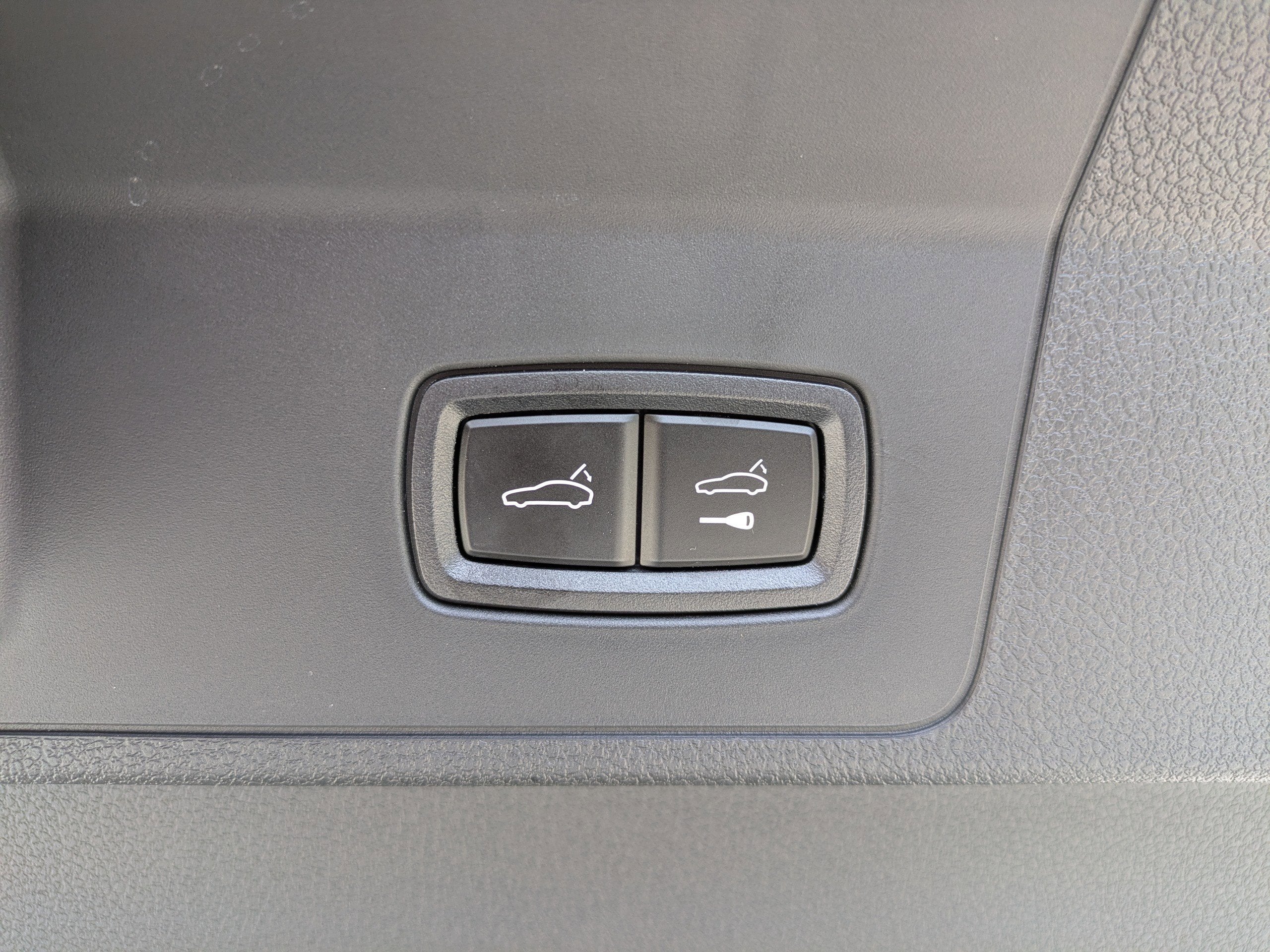 2025 Porsche Panamera Base