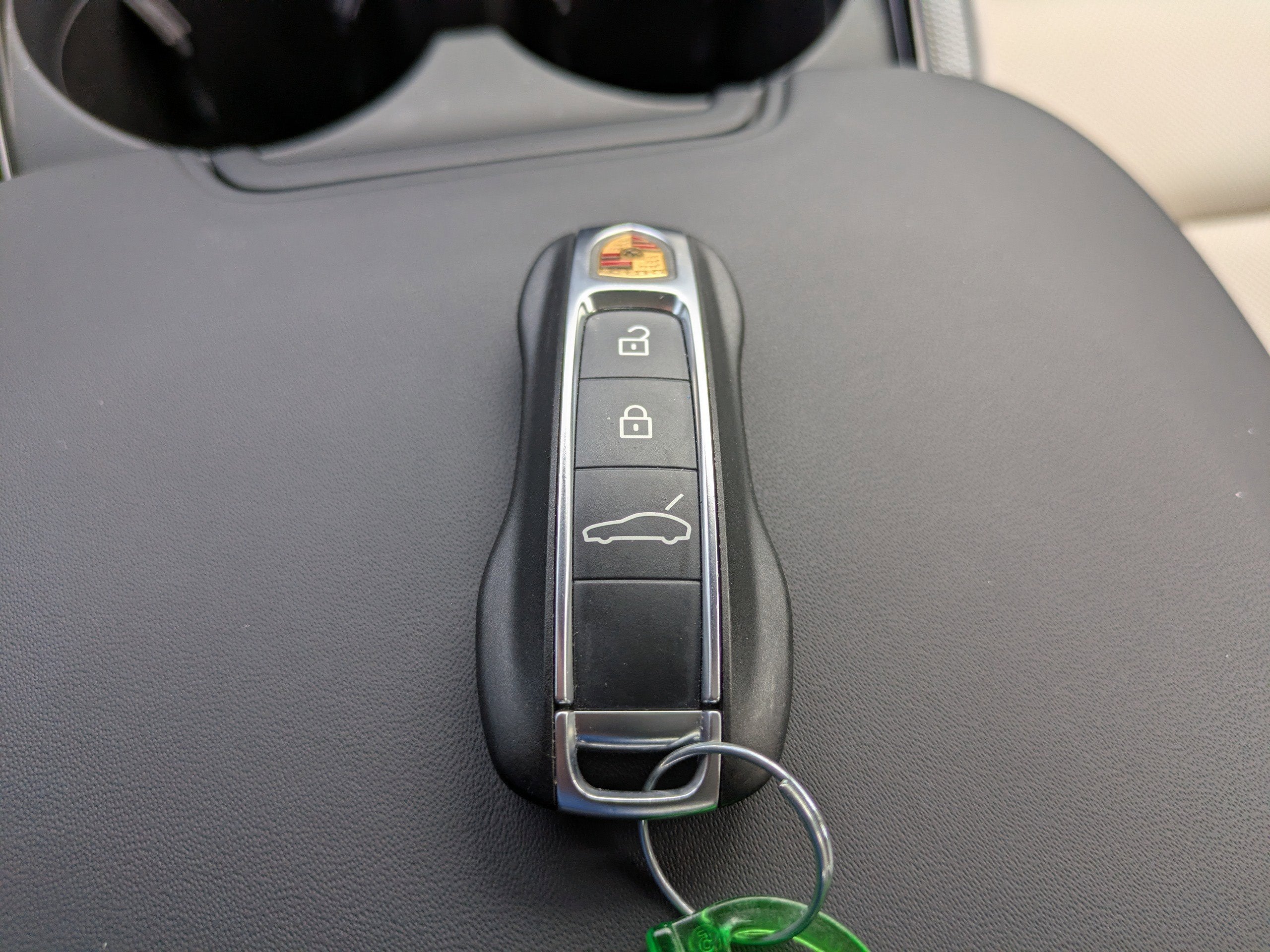 2025 Porsche Panamera Base