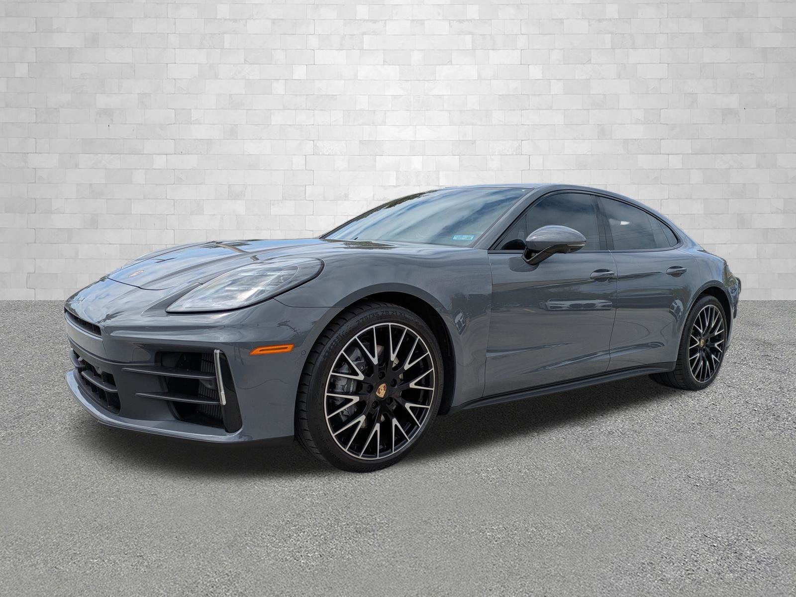 2025 Porsche Panamera Base