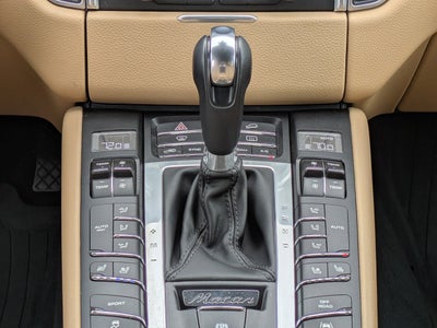 2018 Porsche Macan Base